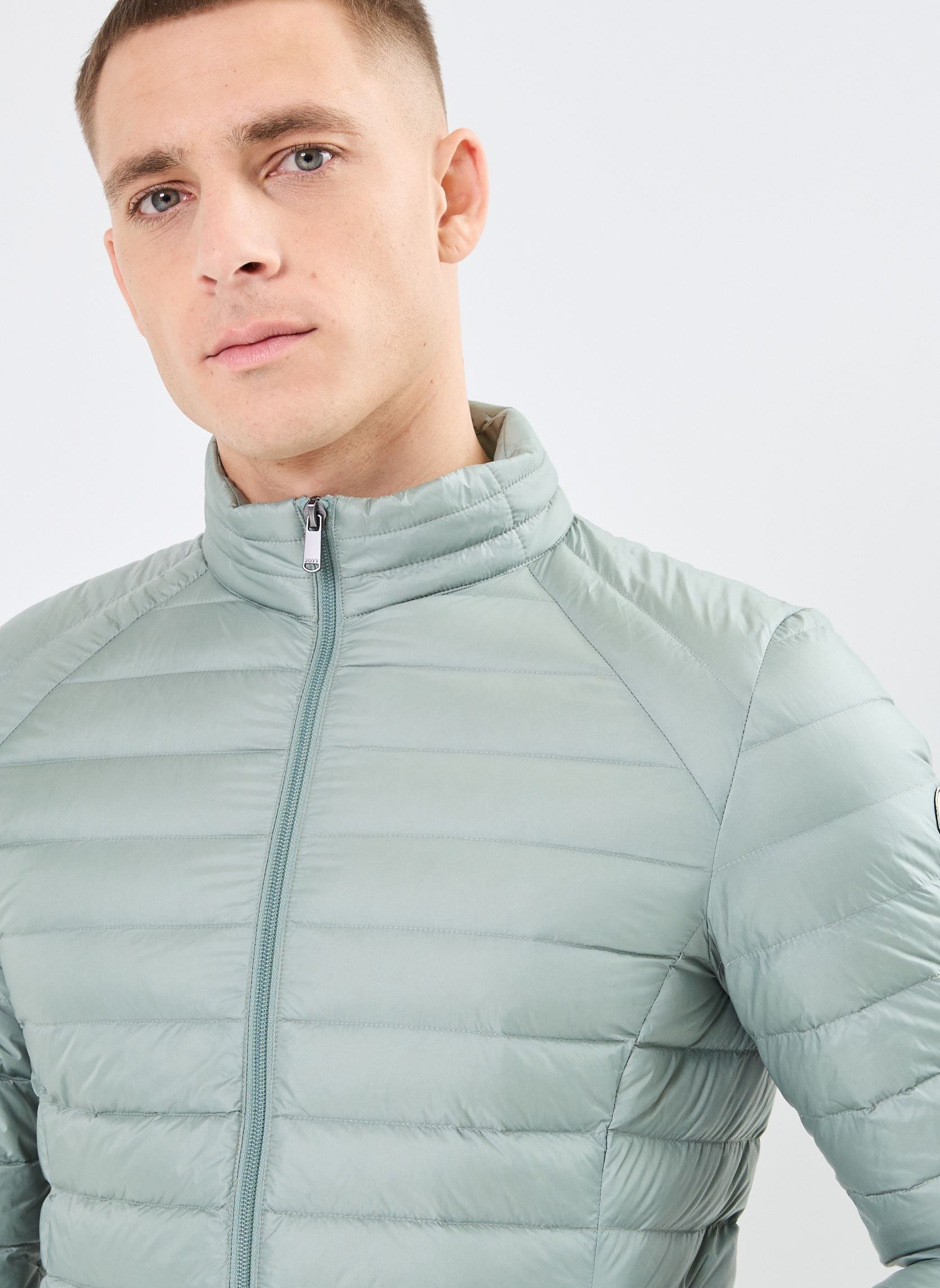 Jott Mat - Doudoune Légère Homme Vert Minéral | Veste Puffer Mi-Saison Confortable – Urban Chic