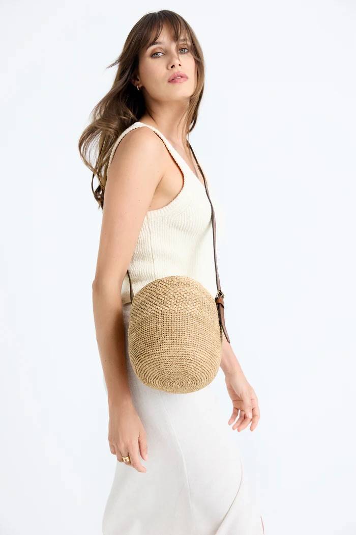 Sac Maika seau raphia naturel - Sac seau artisanal femme fait main Madagascar