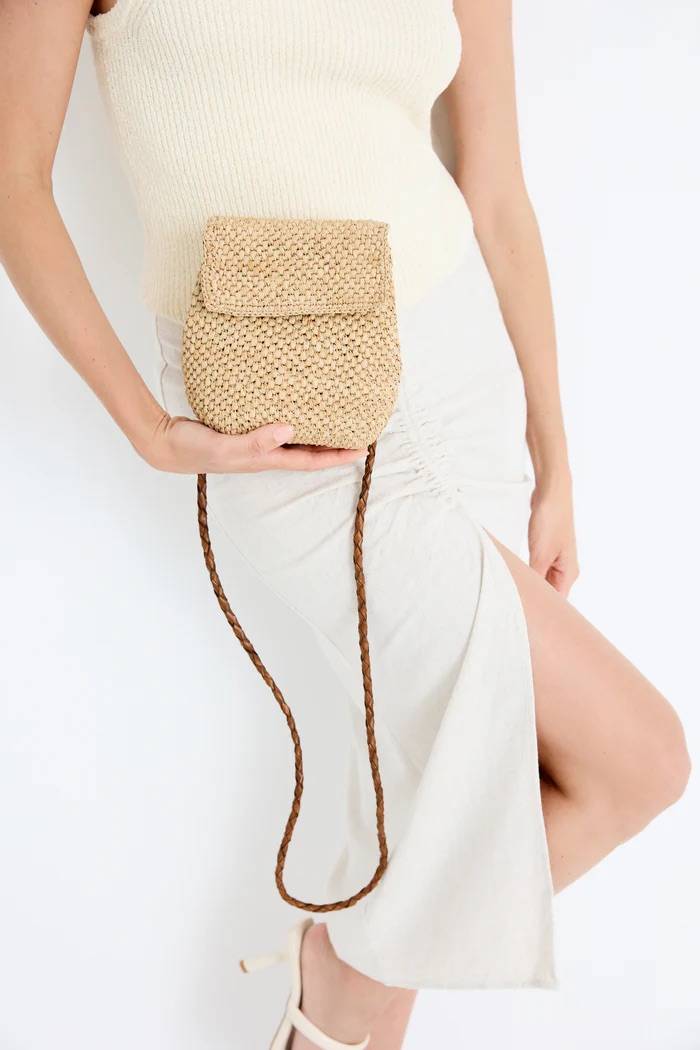 Mini-sac Zaz raphia naturel - Mini-sac artisanal femme à rabat fait main Madagascar