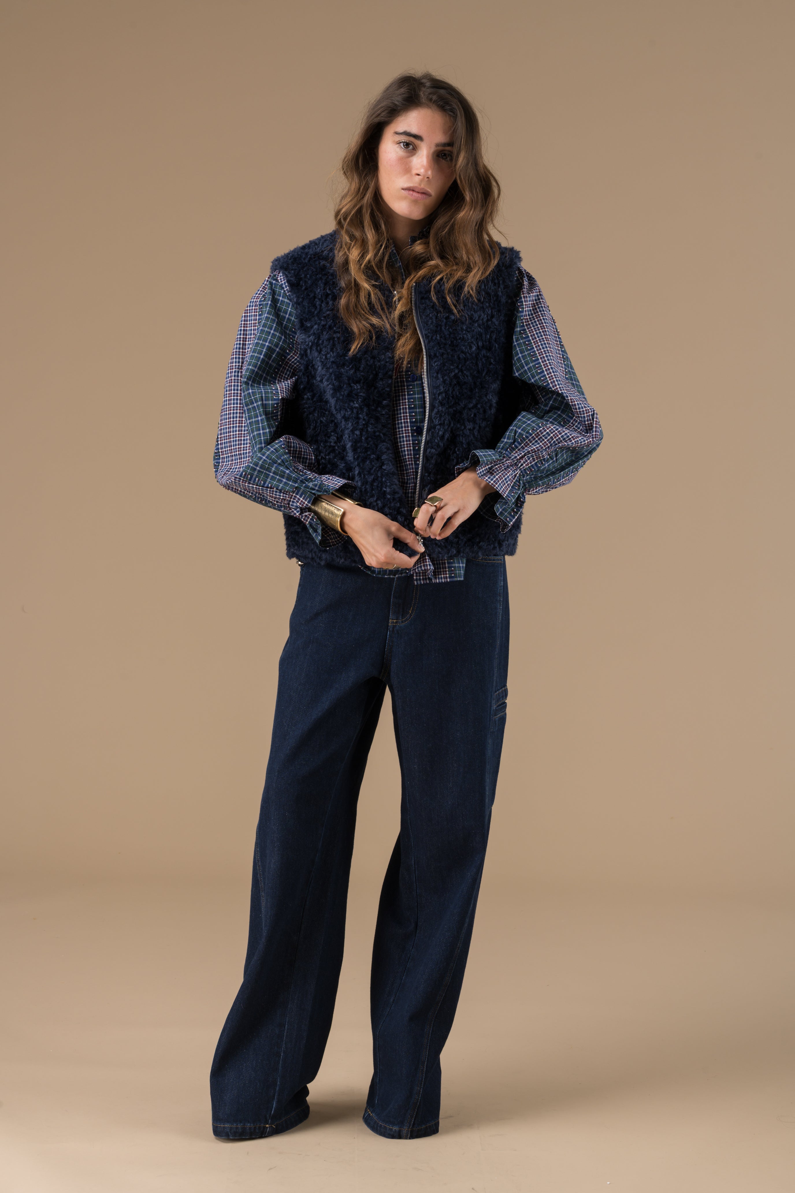 Gilet sans manches femme fausse fourrure bleu marine – Adoré Paris Ludmila, chaud, doux, style bohème