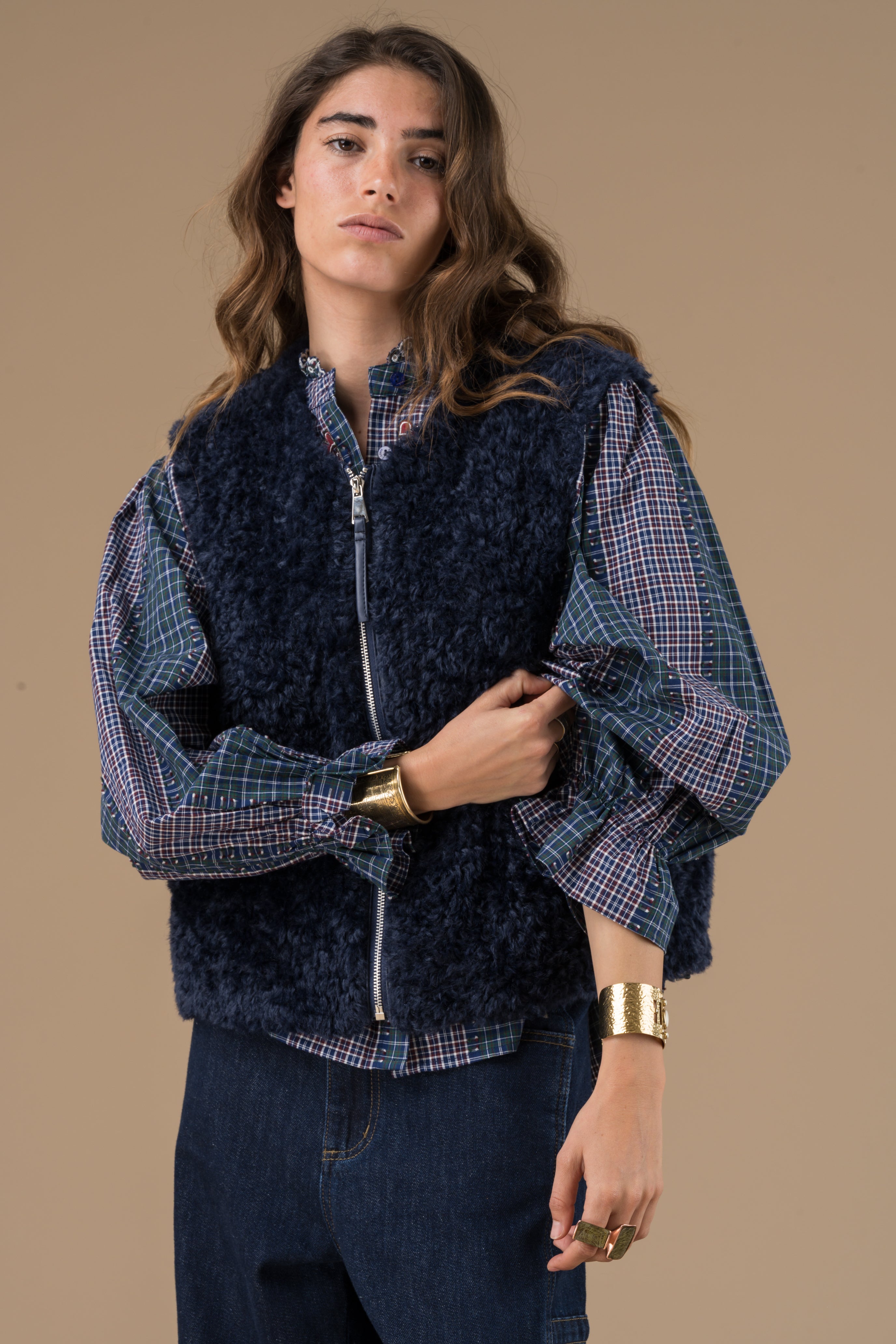 Gilet sans manches femme fausse fourrure bleu marine – Adoré Paris Ludmila, chaud, doux, style bohème