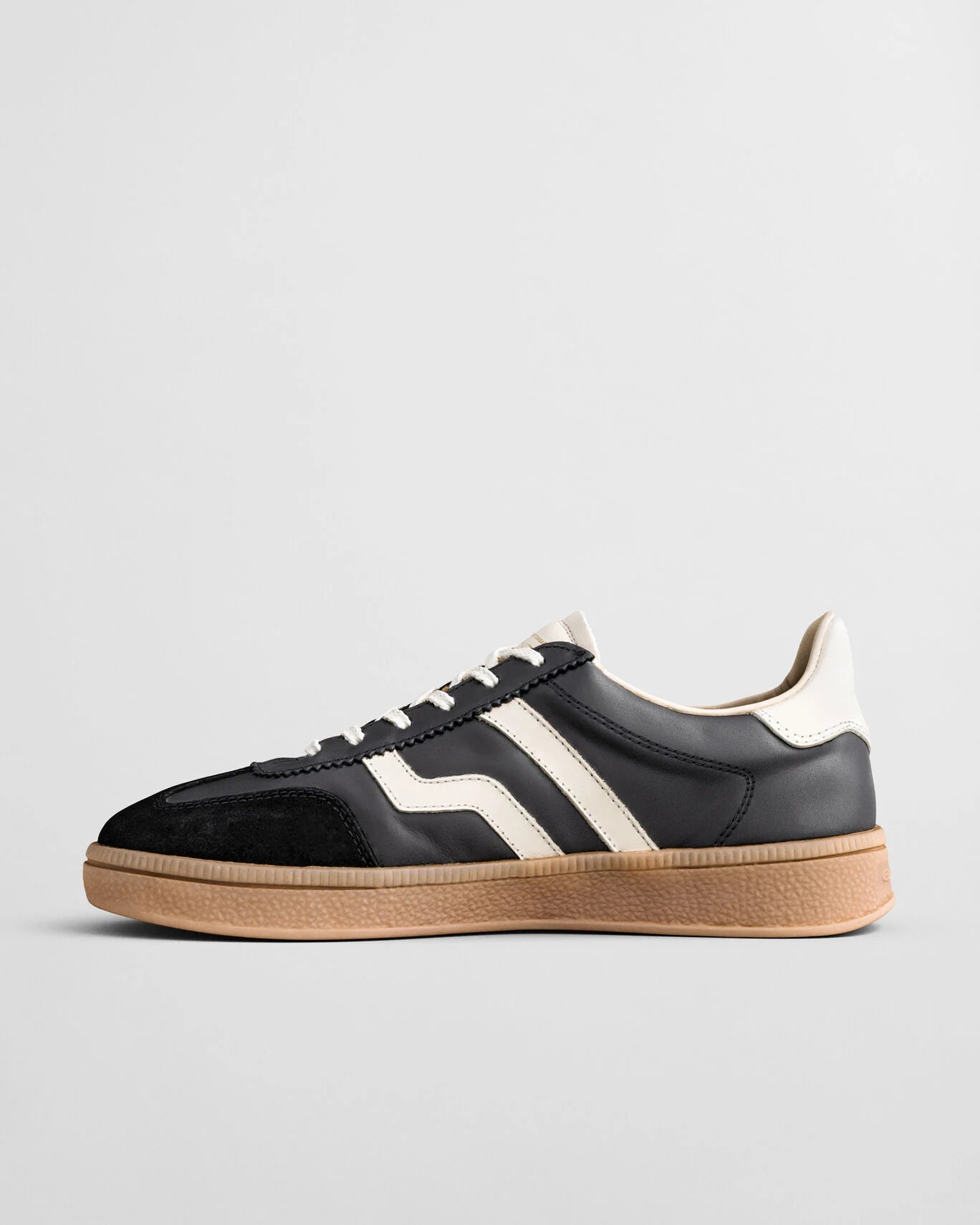 Basket Femme Cuzima Gant Noir – Sneakers Élégantes et Confortables, Style Urbain, Toutes Tailles