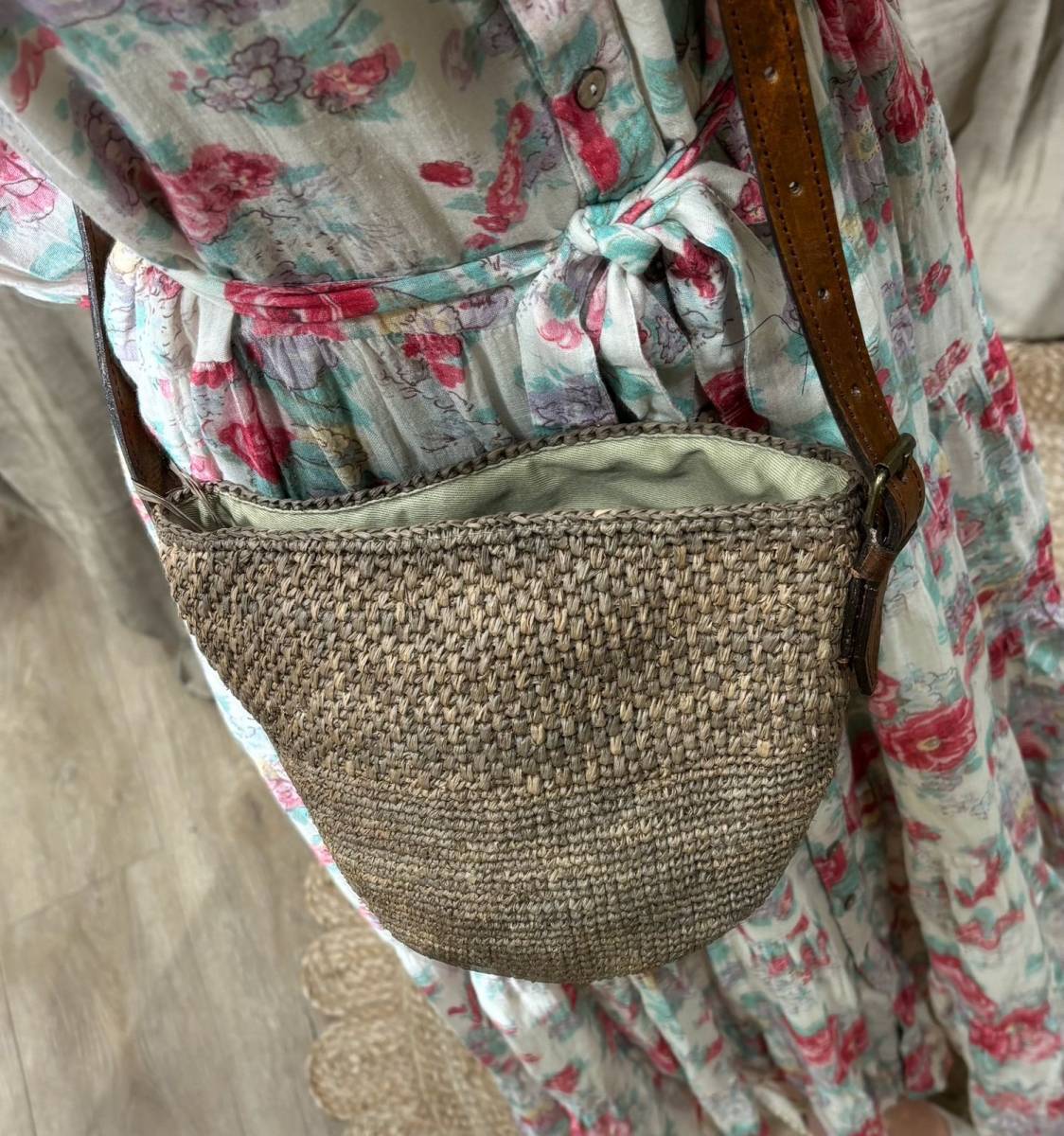 Sac Maika seau raphia naturel - Sac seau artisanal femme fait main Madagascar
