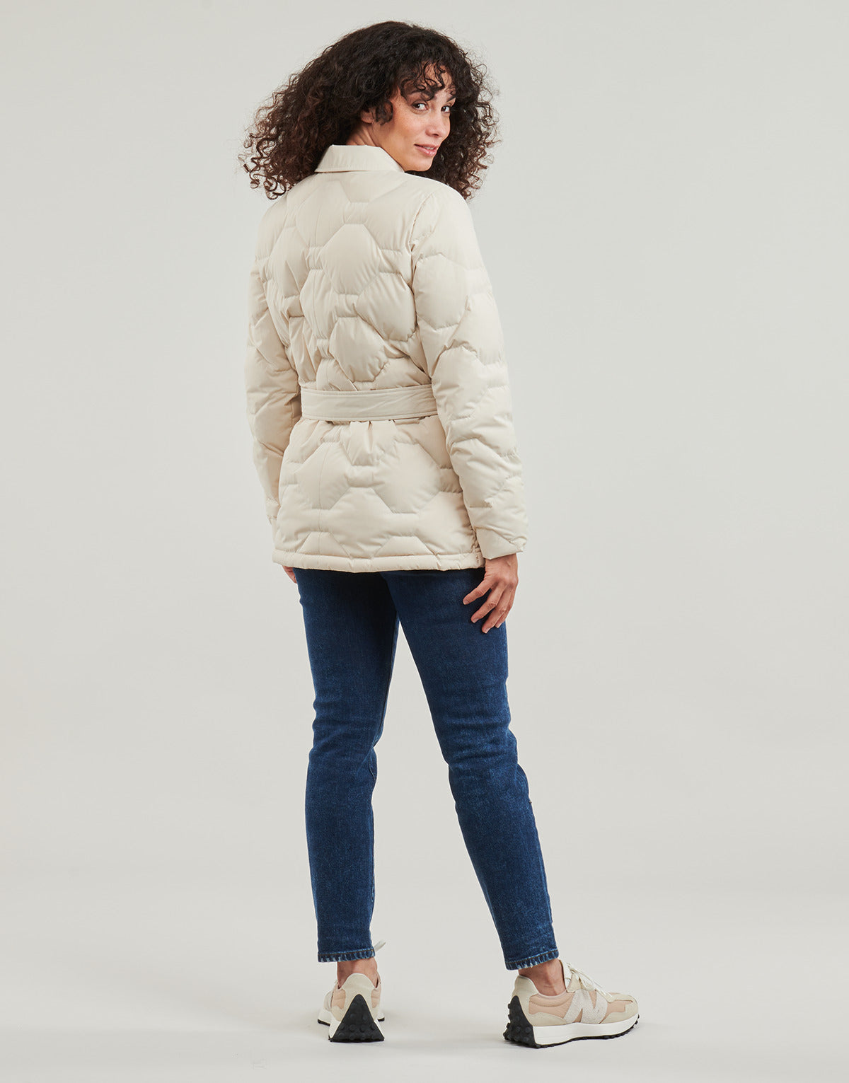 Doudoune Jott Femme Carmen Beige – Puffer Jacket Édition Hiver, Imperméable & Légère, Tailles XS à 2XL, Collection Urban Chic
