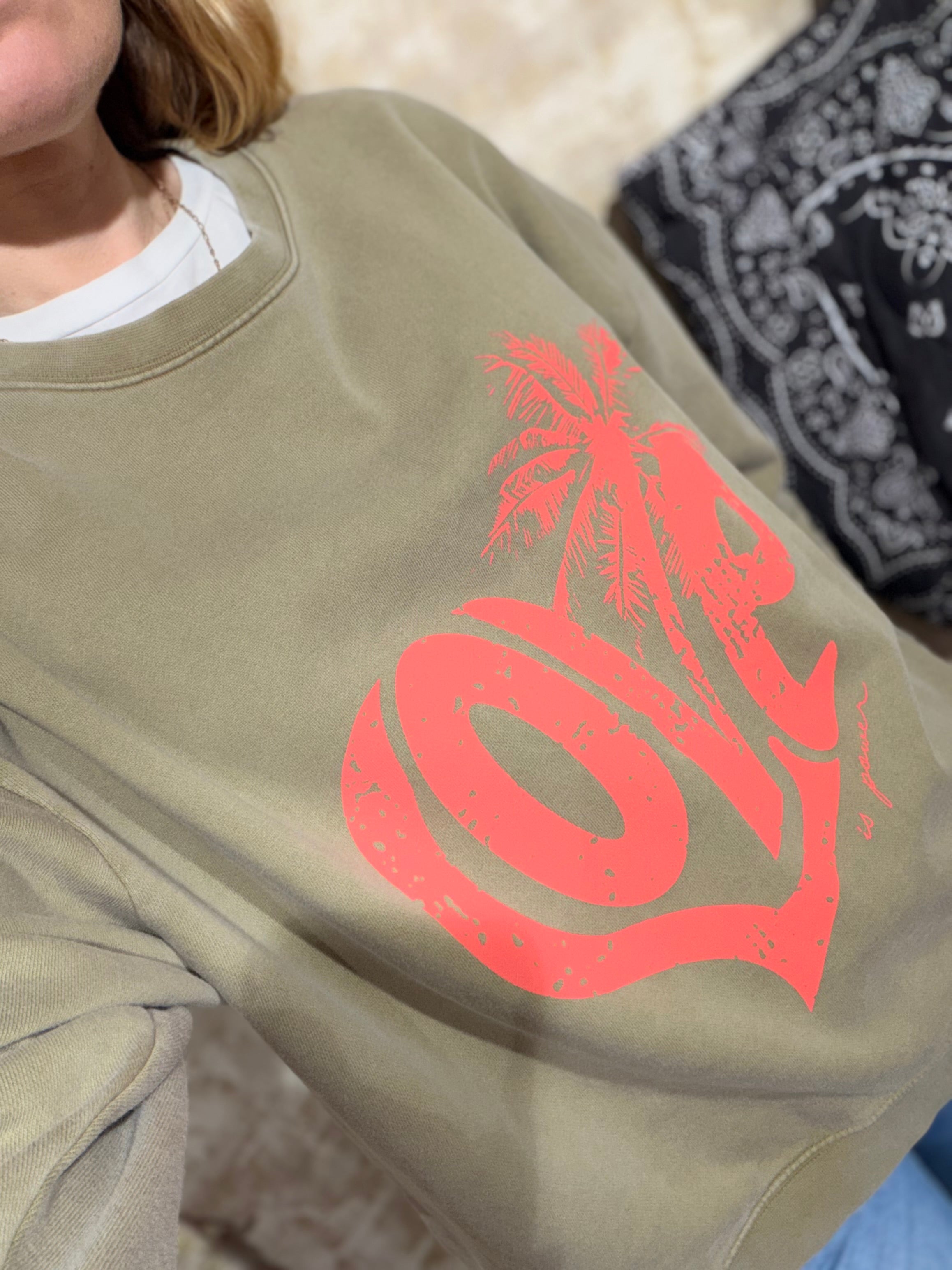 Sweat ANNA kaki imprimé "LOVE" coton femme - ONE TEE