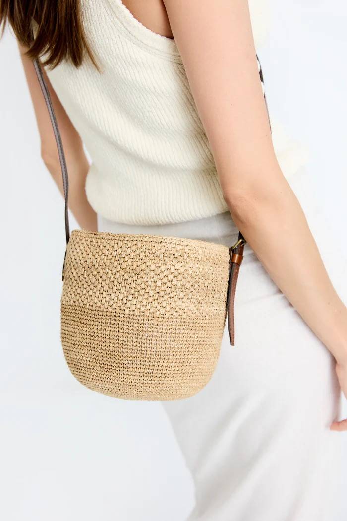 Sac Maika seau raphia naturel - Sac seau artisanal femme fait main Madagascar