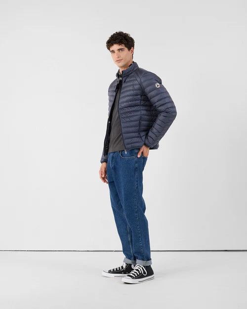 Doudoune homme MAT bluestone JOTT portée look casual coupe moderne