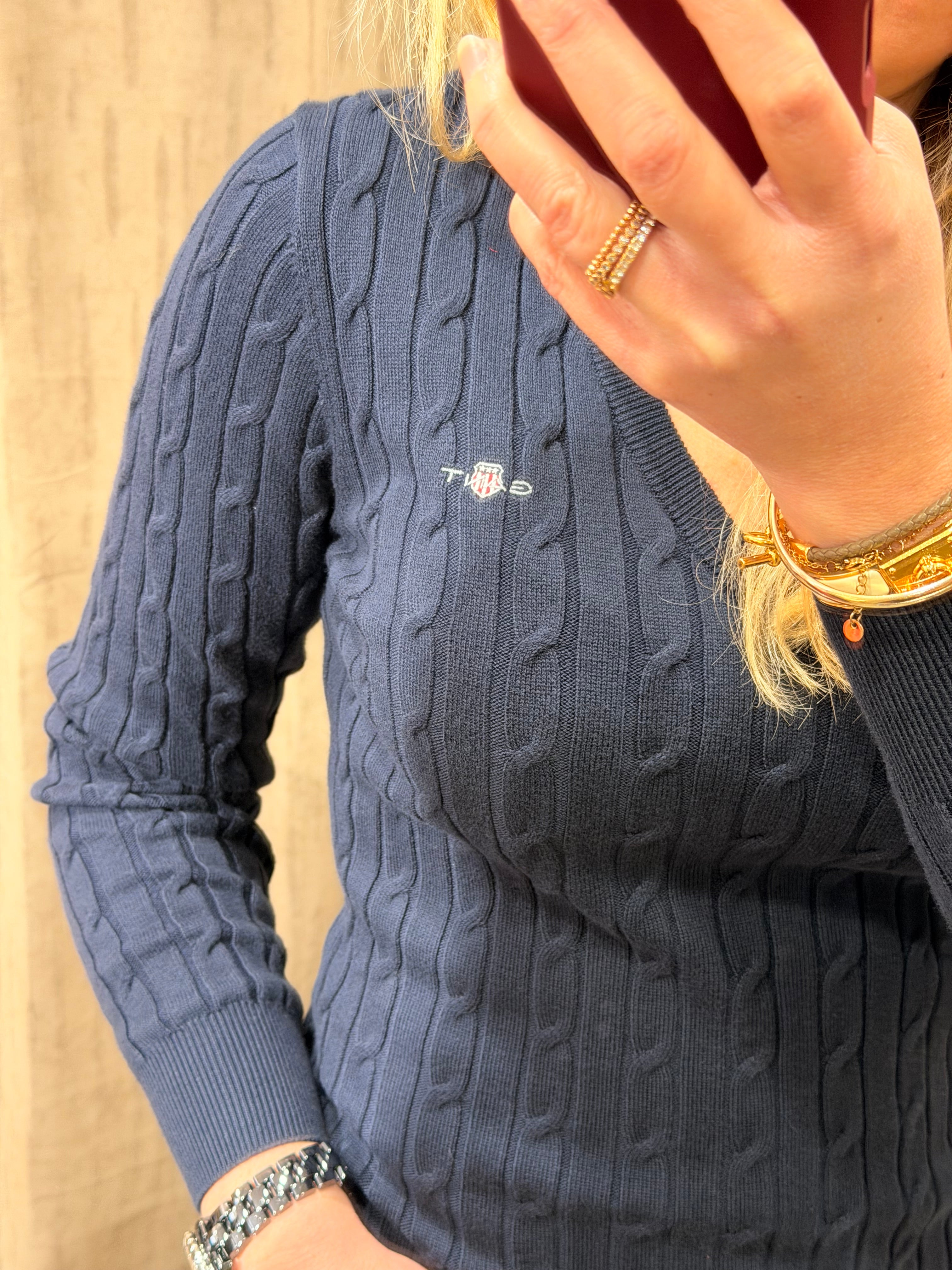 Pull col V torsadé en coton femme élégant et intemporel – Gant