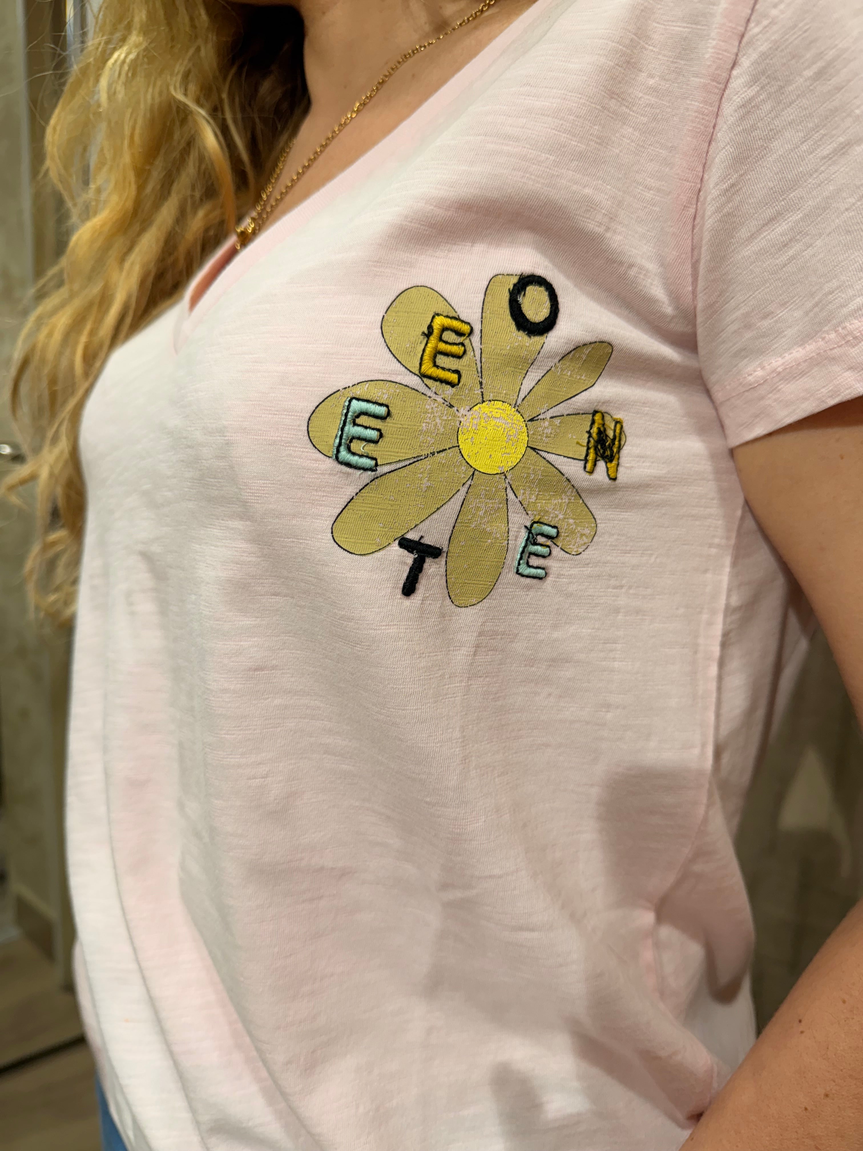 T-shirt Monica col V marguerite en coton - Coupe droite - ONE TEE