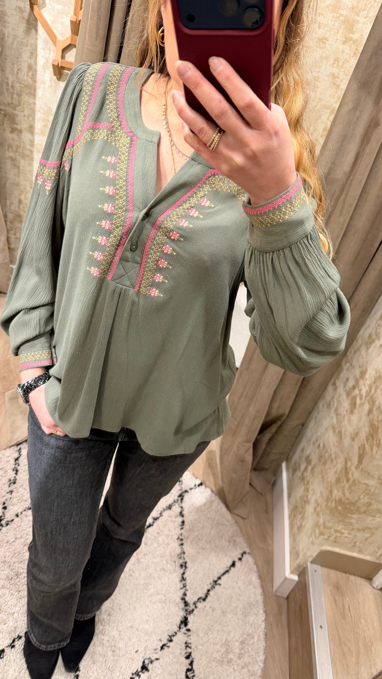Blouse Colette kaki brodée manches longues femme bohème chic – Adoré Paris