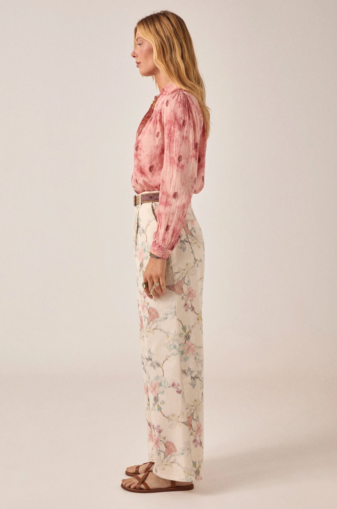 Chemise Rani rose imprimée bohème – Chemise fluide tie and dye femme – Maison Hôtel