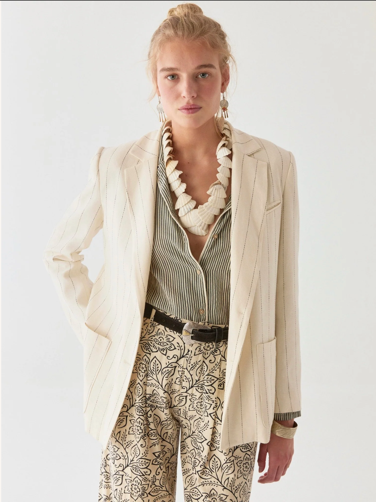 Veste PADDY rayée beige femme – Blazer chic et élégant – Maison Hôtel