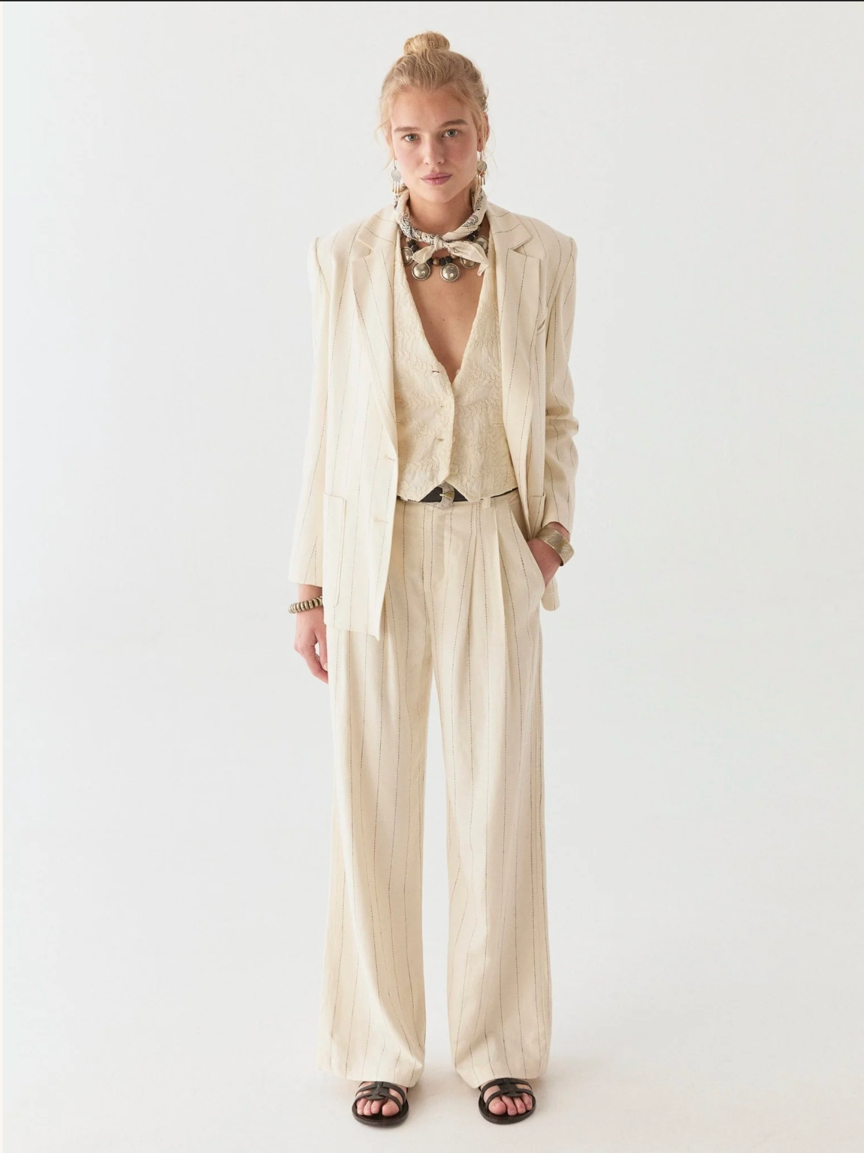 Veste PADDY rayée beige femme – Blazer chic et élégant – Maison Hôtel