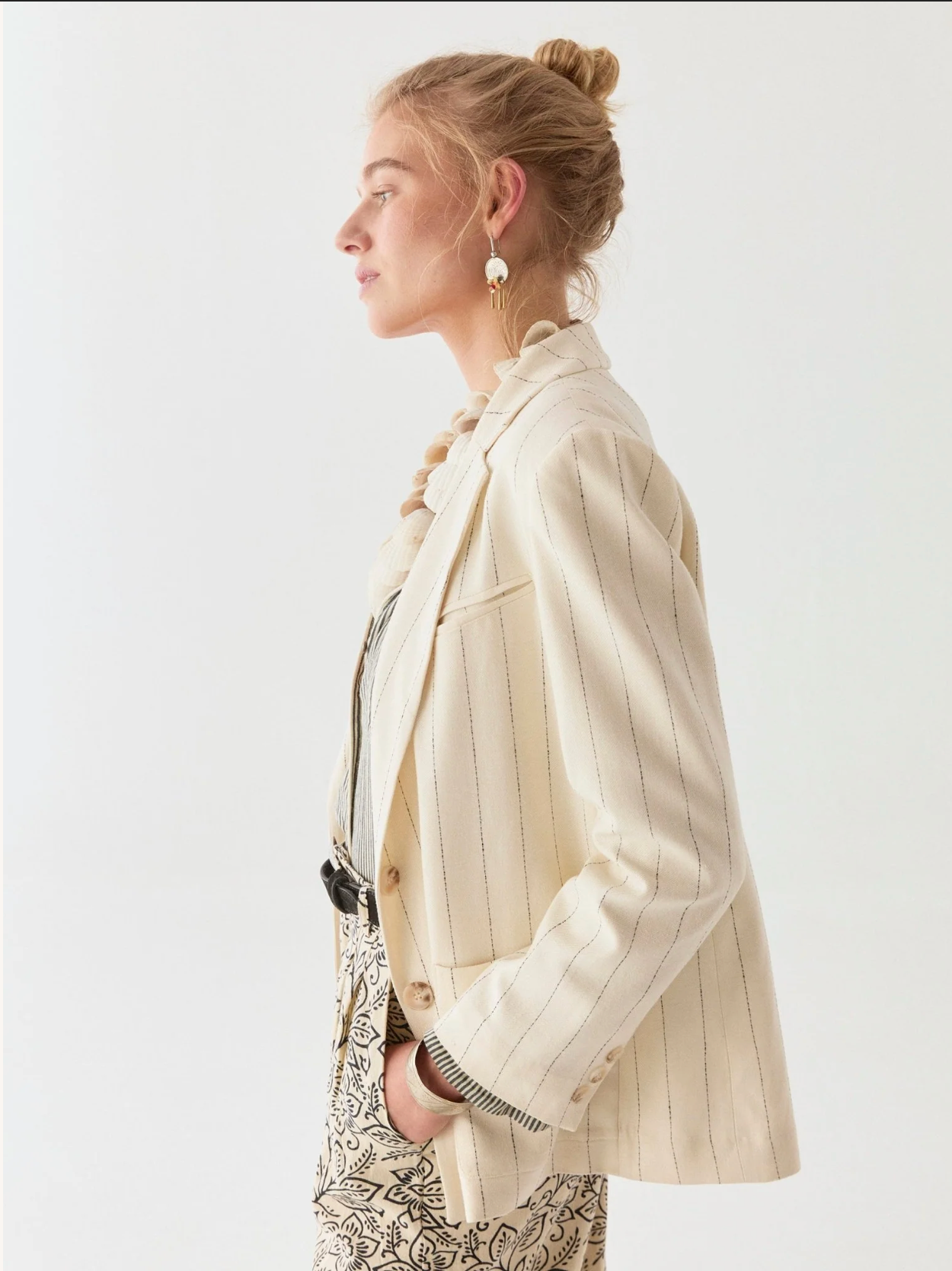Veste PADDY rayée beige femme – Blazer chic et élégant – Maison Hôtel
