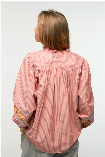 Blouse DANE rayée brique avec broderies bohèmes chic – Adoré Paris