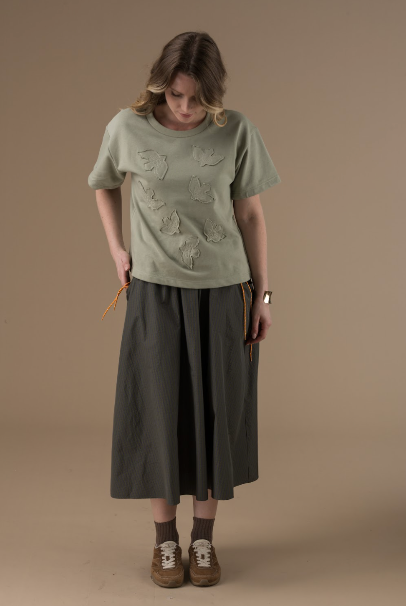 T-shirt kaki femme motifs relief BOOBIES - Adoré Paris