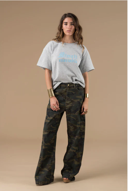 T-shirt gris chiné “Minuit Ensemble” coupe loose Boobie – Adoré Paris
