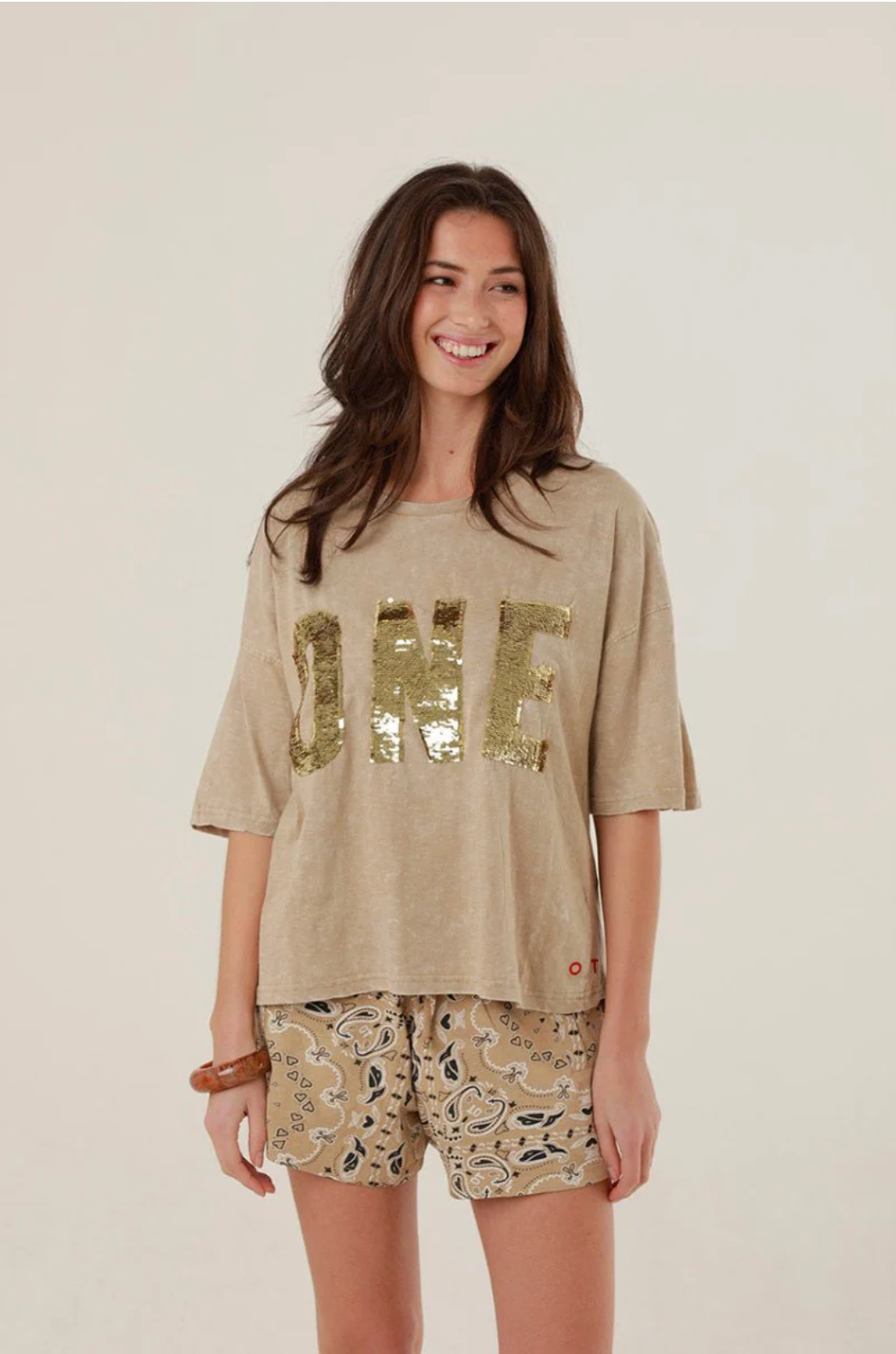 T-shirt boyfriend coton sequins ALAN beige - Coupe loose tendance - ONE TEE