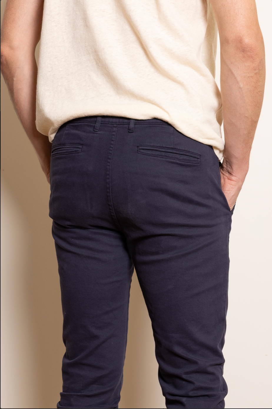 Pantalon chino slim Arturo marine – Confort et élégance intemporelle - JAQK