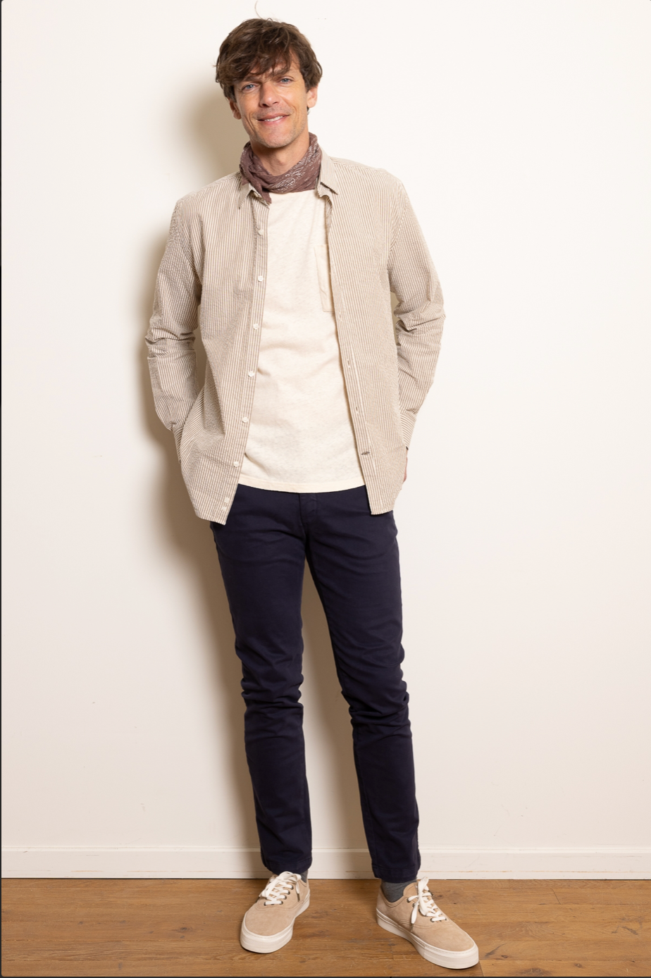 Pantalon chino slim Arturo marine – Confort et élégance intemporelle - JAQK