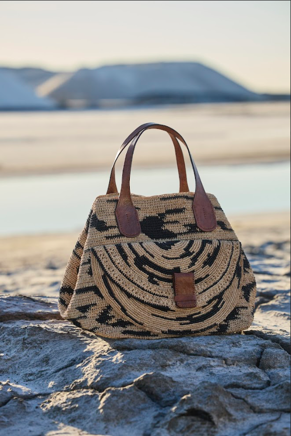 Sac cabas LAZA en raphia naturel fait main – Grand sac élégant et structuré - IBELIV