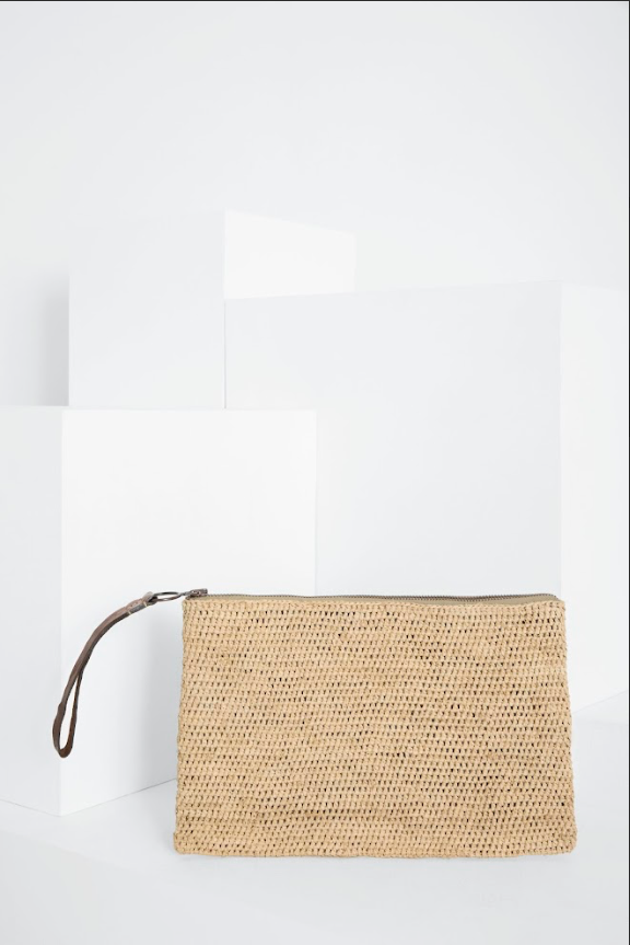 Pochette en raphia AMPY faite main – Élégante et naturelle – IBELIV