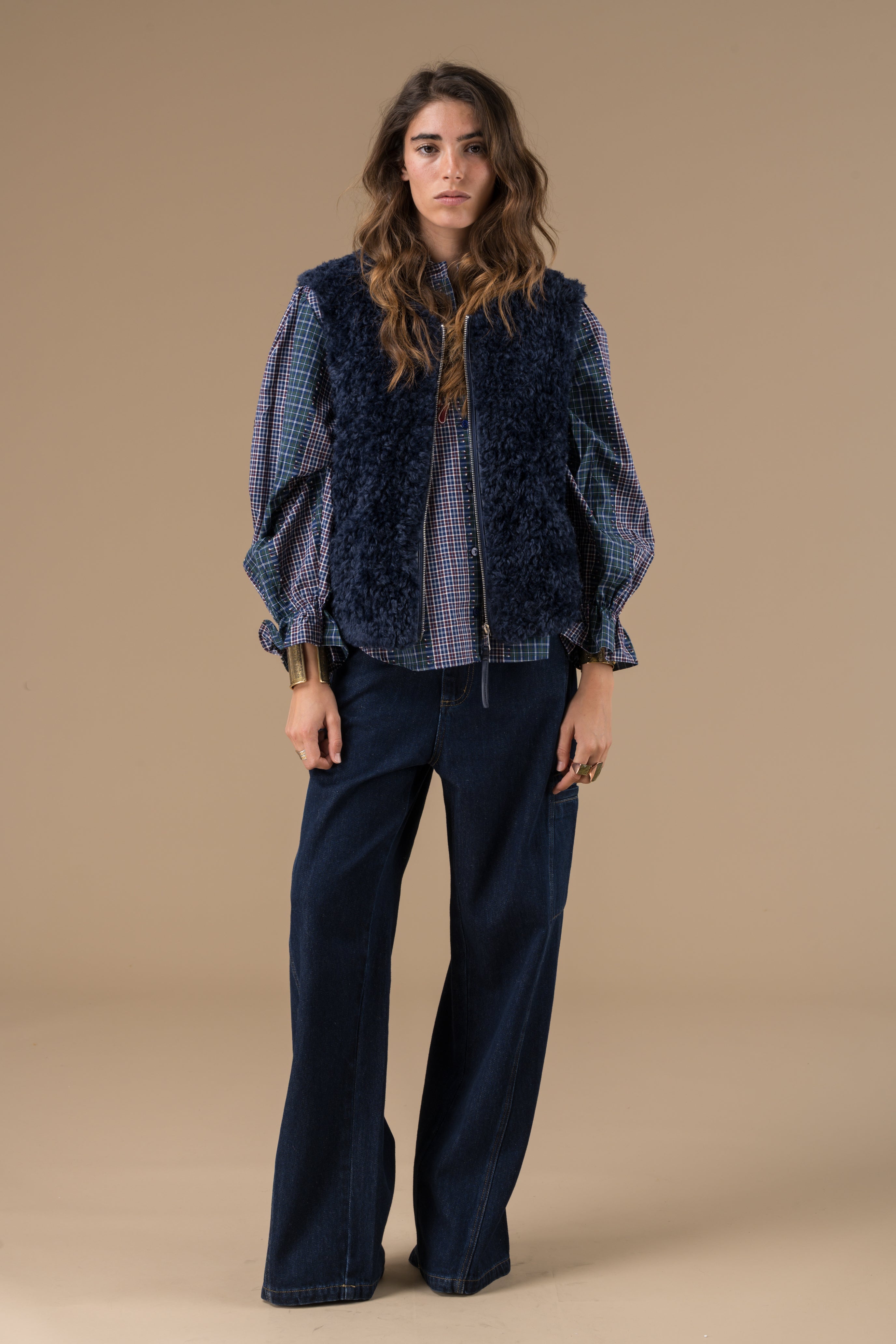 Gilet sans manches femme fausse fourrure bleu marine – Adoré Paris Ludmila, chaud, doux, style bohème