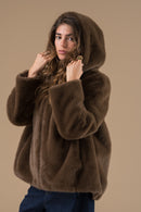 Veste fourrure Chocolat Katarina by Adoré Paris - Parka femme chaude, fausse fourrure, confortable, tendance automne/hiver