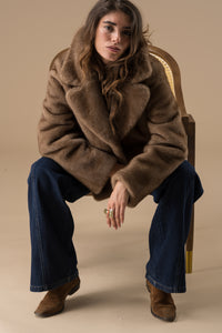 Veste Parka Femme Fourrure Synthétique Cappuccino - Adoré Paris Oxana | Confort & Élégance Automne Hiver