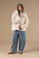 Veste fourrure beige Katarina by Adoré Paris - Parka femme chaude, fausse fourrure, confortable, tendance automne/hiver