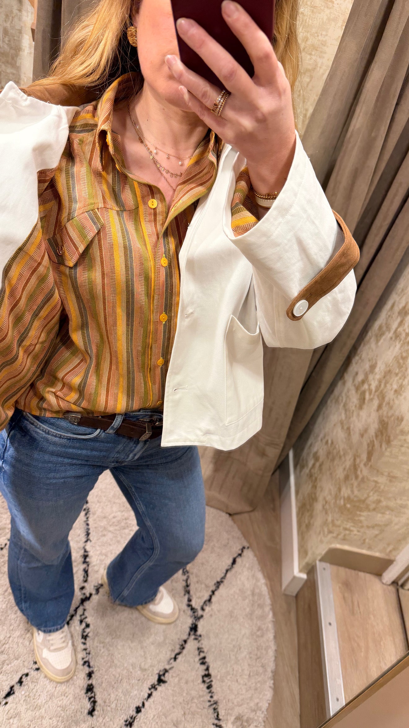 Veste femme écru détails suédine marron style chic et tendance – Adoré Paris
