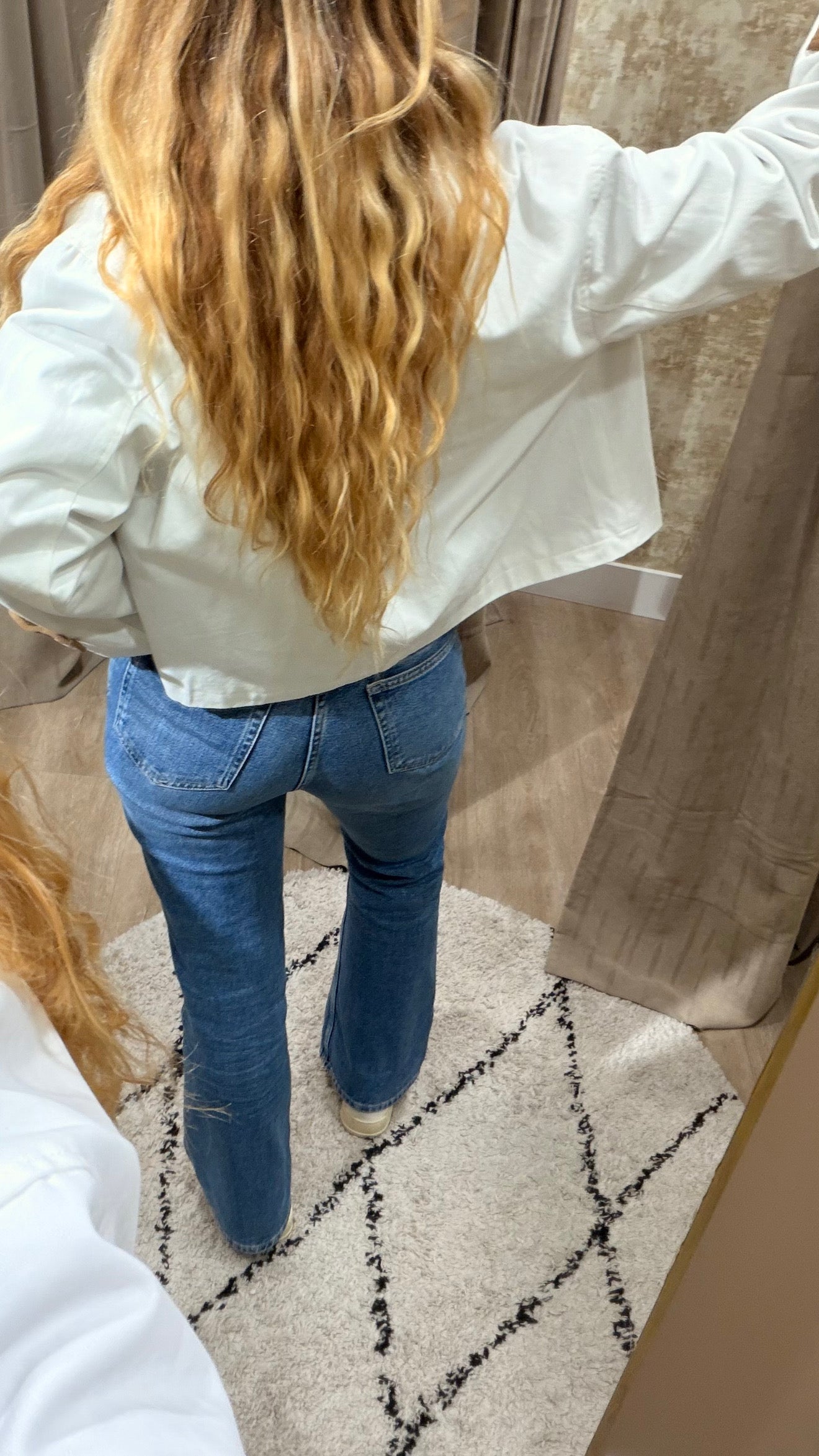 Veste femme écru détails suédine marron style chic et tendance – Adoré Paris