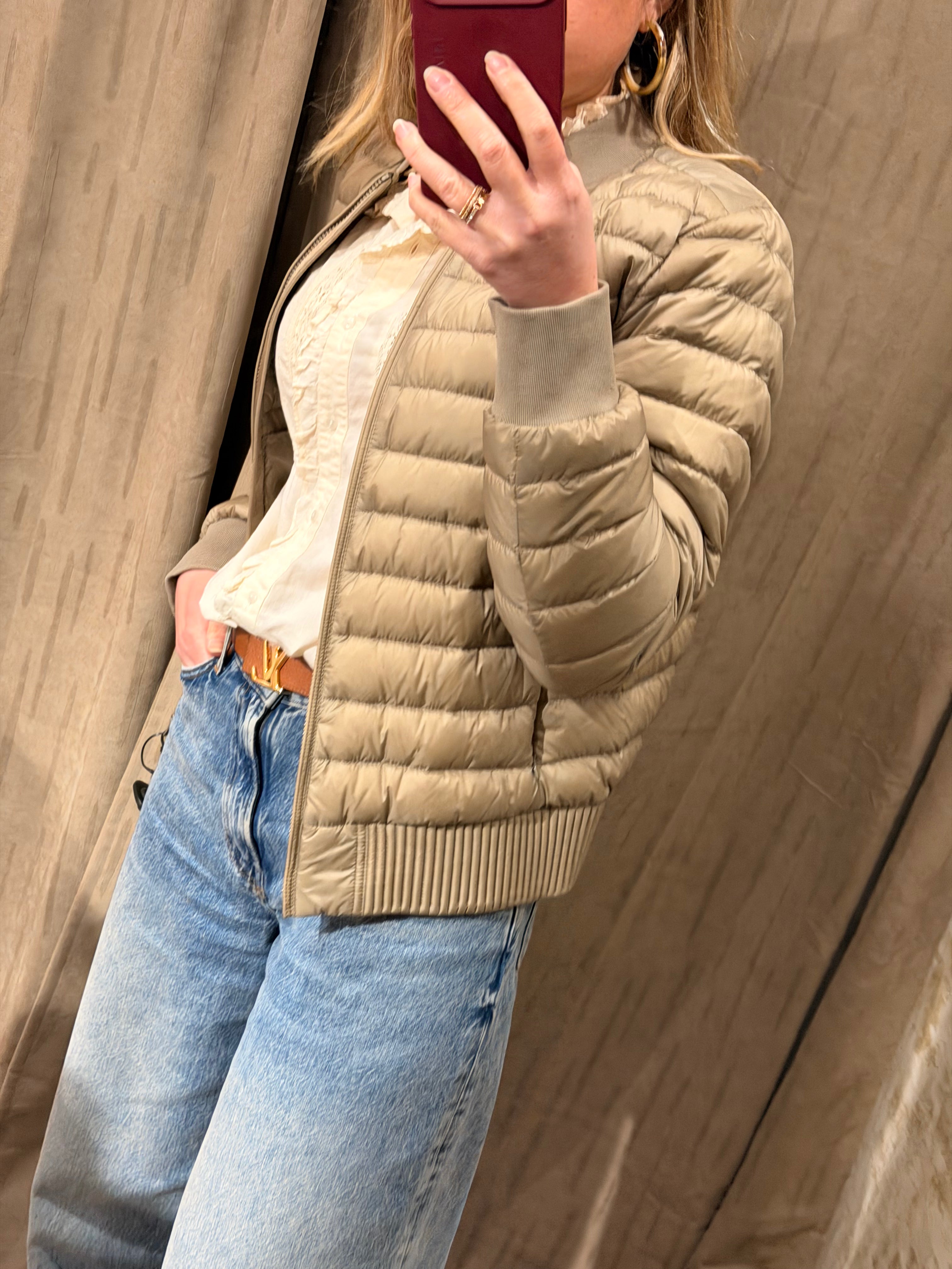 Blouson bomber matelassé Leila beige en duvet recyclé – Parajumpers