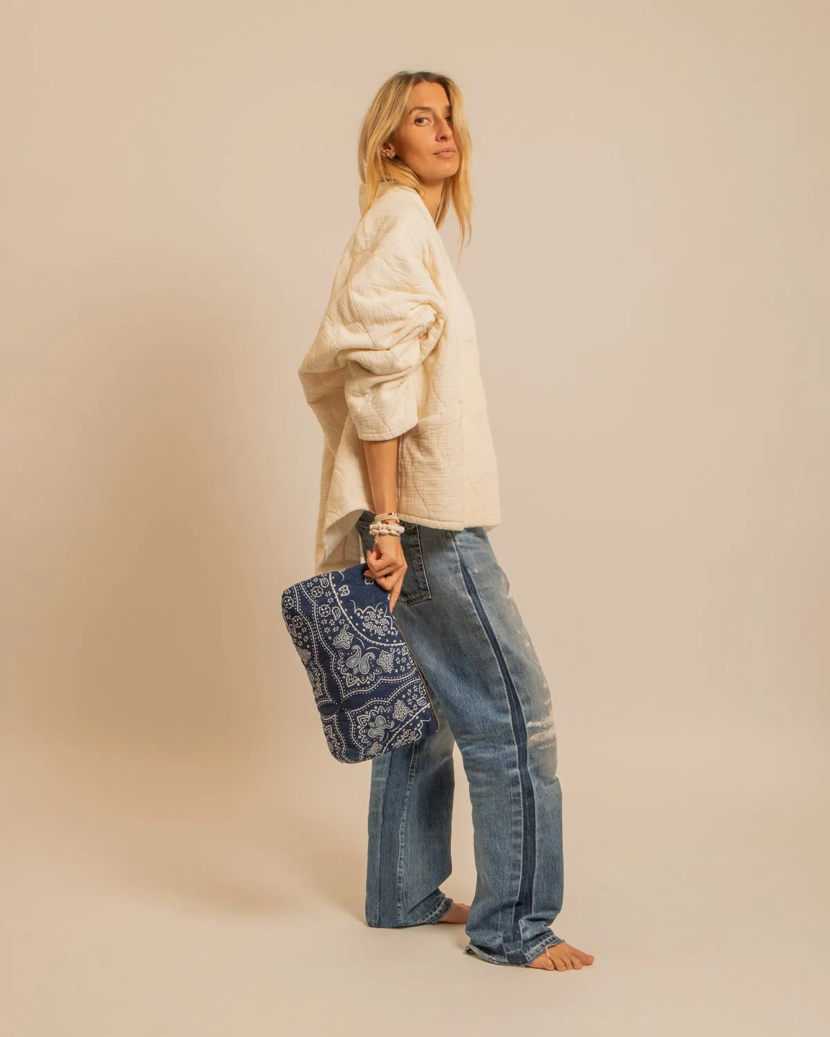 Pochette Matelassée Femme Aokyanos Bandana Bleu Marine – Accessoire Mode Été Voyage