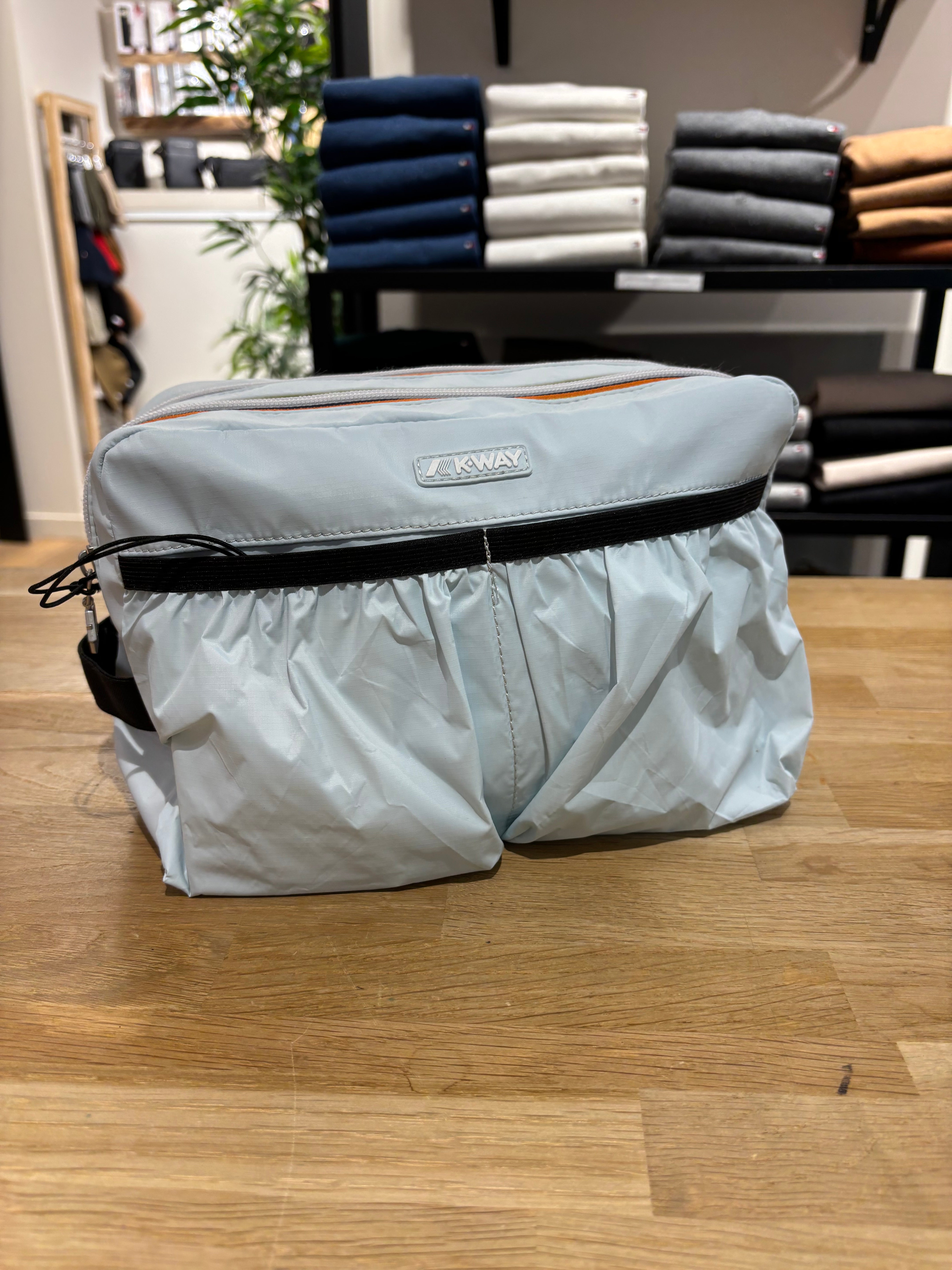 Trousse de toilette imperméable Kway blue baby  pour Femme & Homme – Bagagerie de voyage | Urban Chic Boutiques