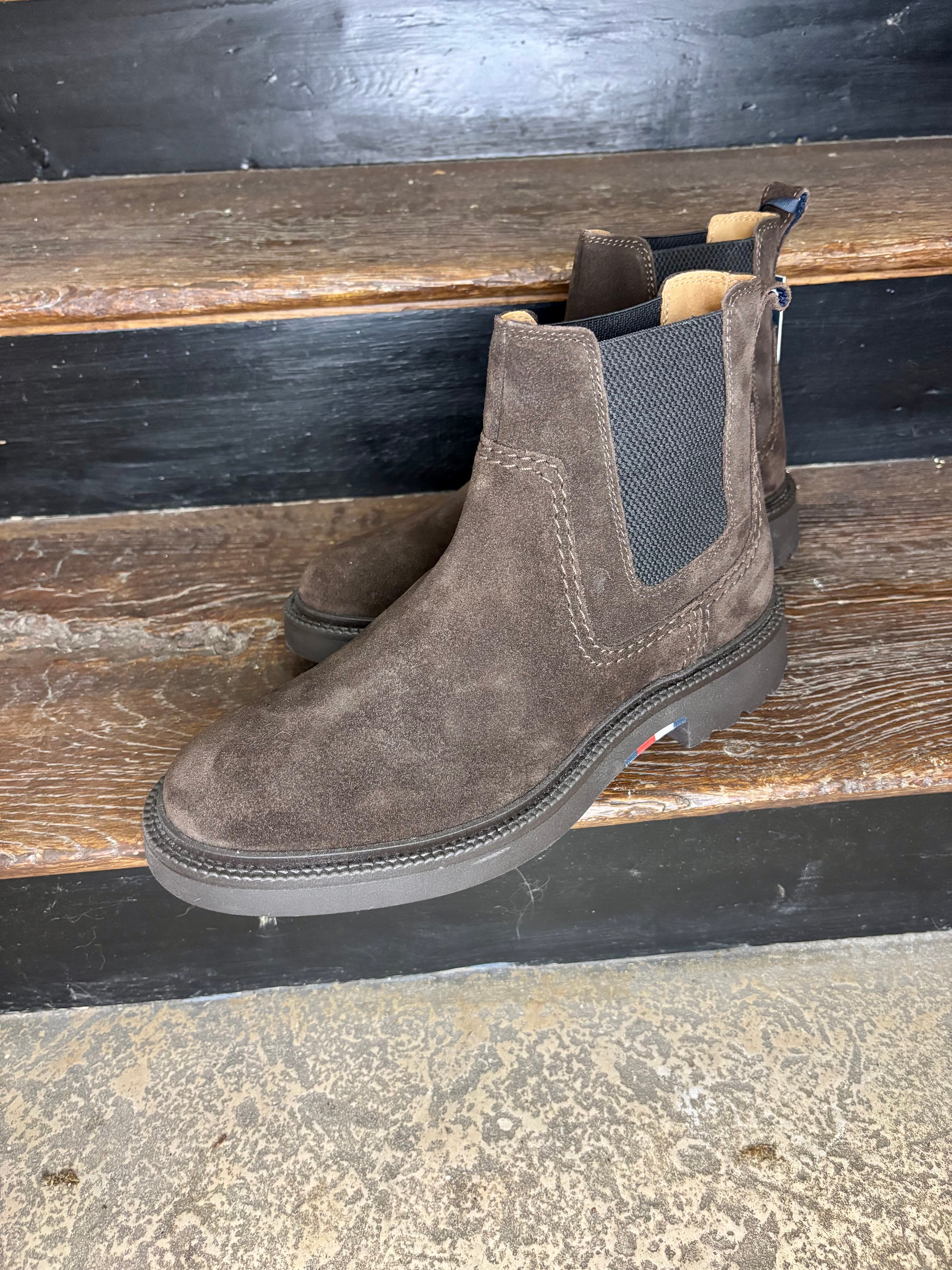 Boots Homme en daim marron foncé Tommy Hilfiger – Confort & Élégance
