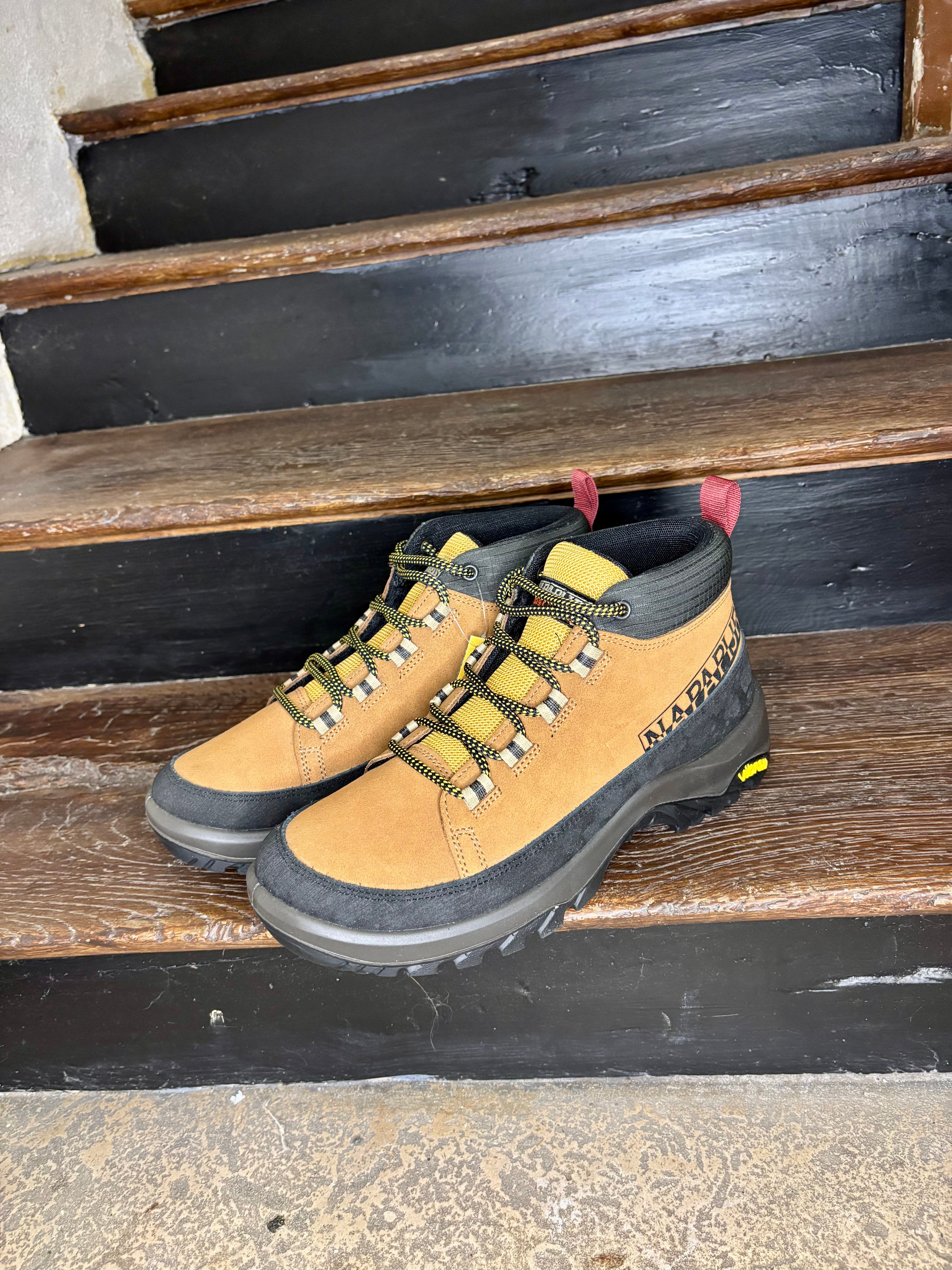 Boots Napapijri Homme Camel – Bottines Chaudes Déperlantes Hiver Urbain Confort et Style