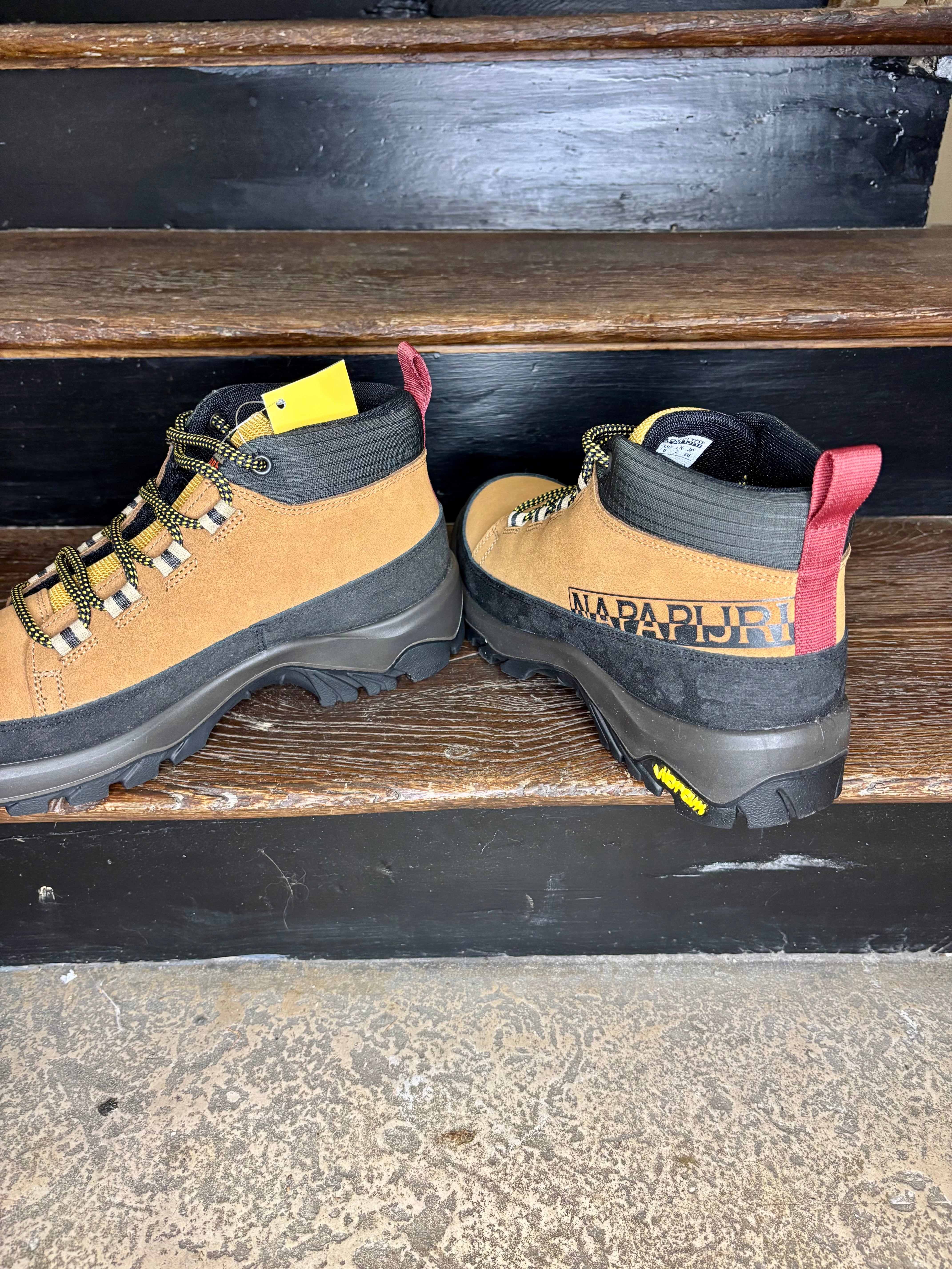 Boots Napapijri Homme Camel – Bottines Chaudes Déperlantes Hiver Urbain Confort et Style