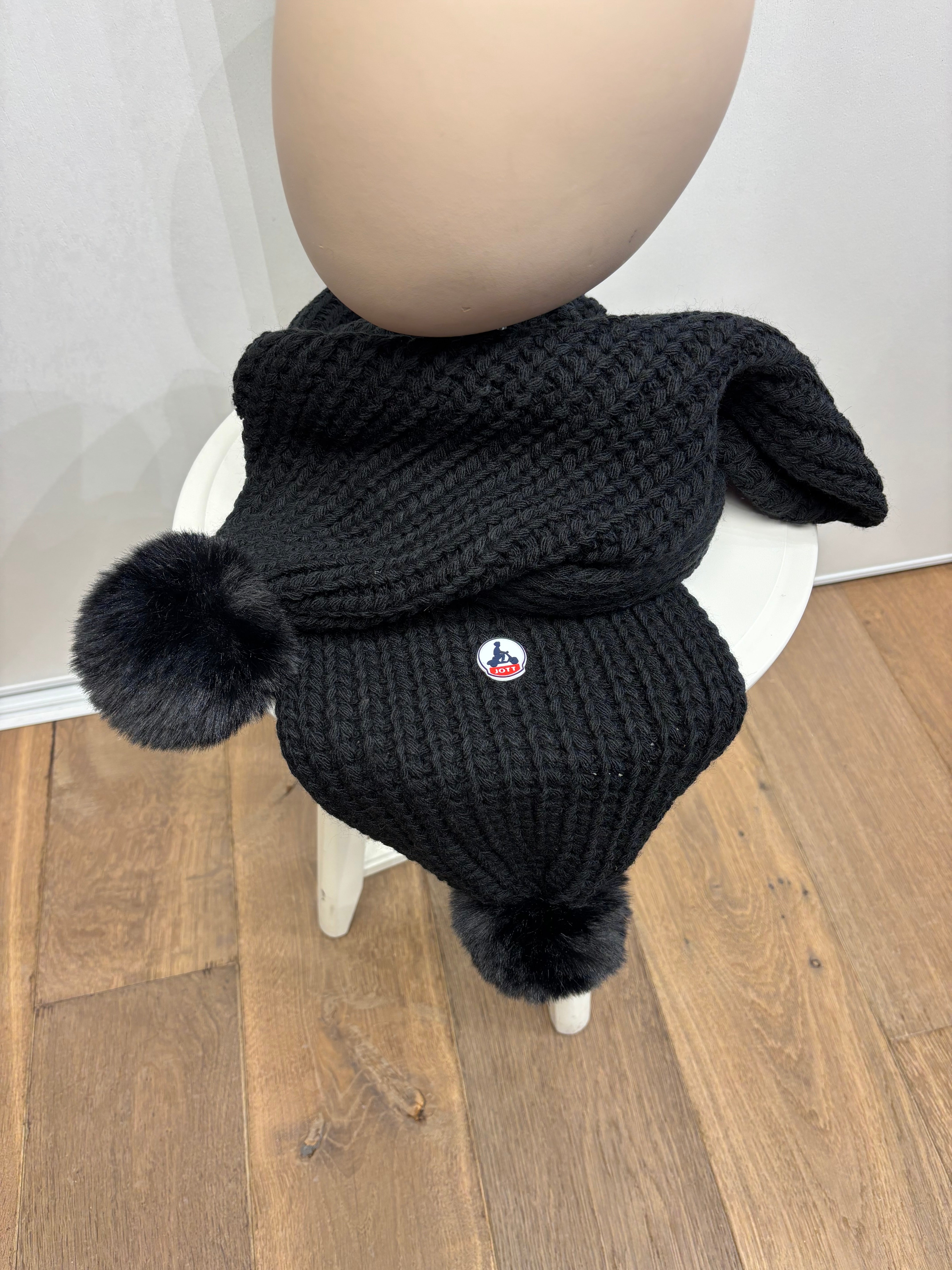 Echarpe JOTT Vancouver Femme – Écharpe Noire Chaude Hiver, Accessoire Mode Chic