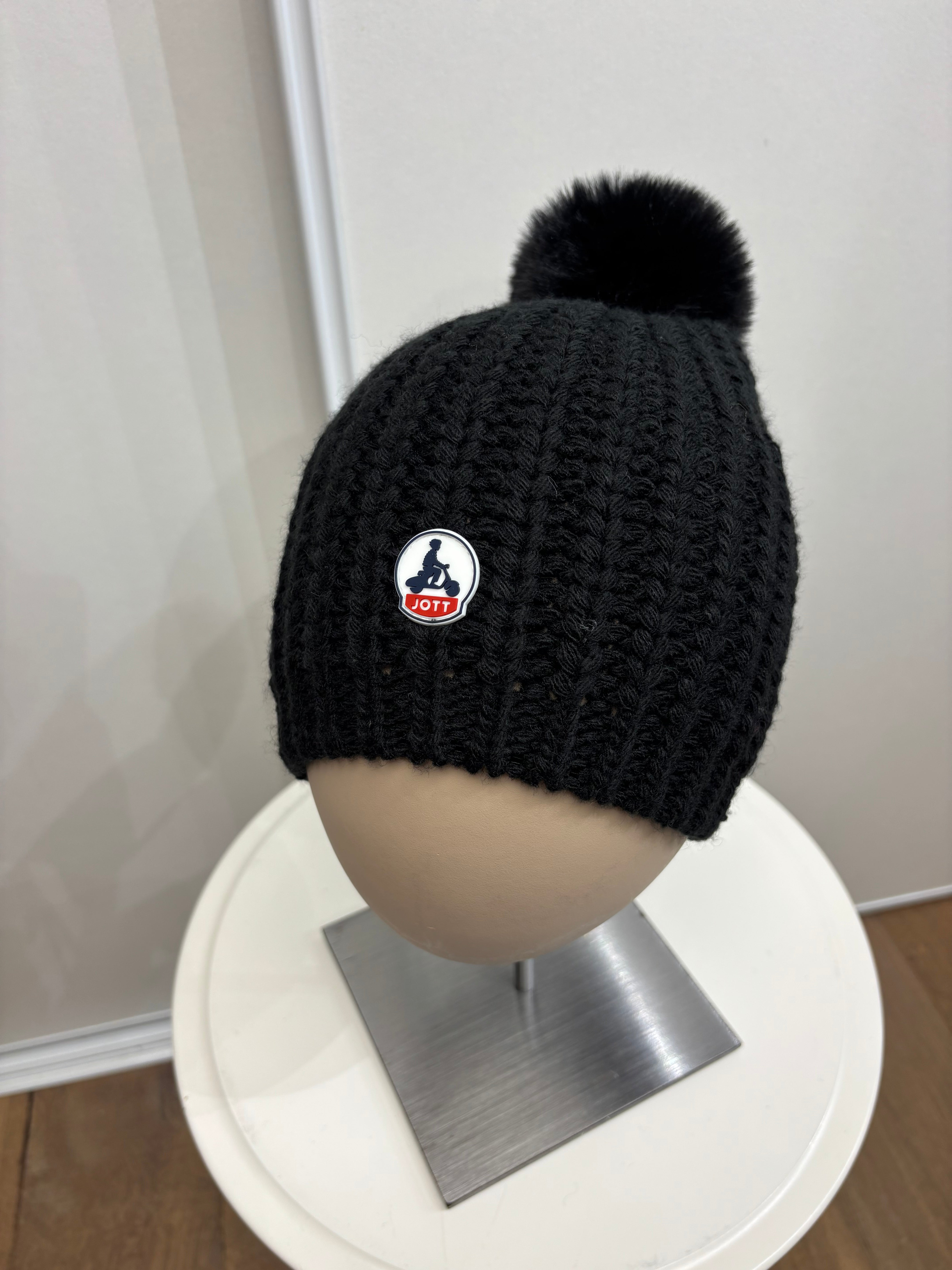 Bonnet Femme Noir JOTT Montréal – Chaud Hiver, Taille Unique, Accessoire Mode