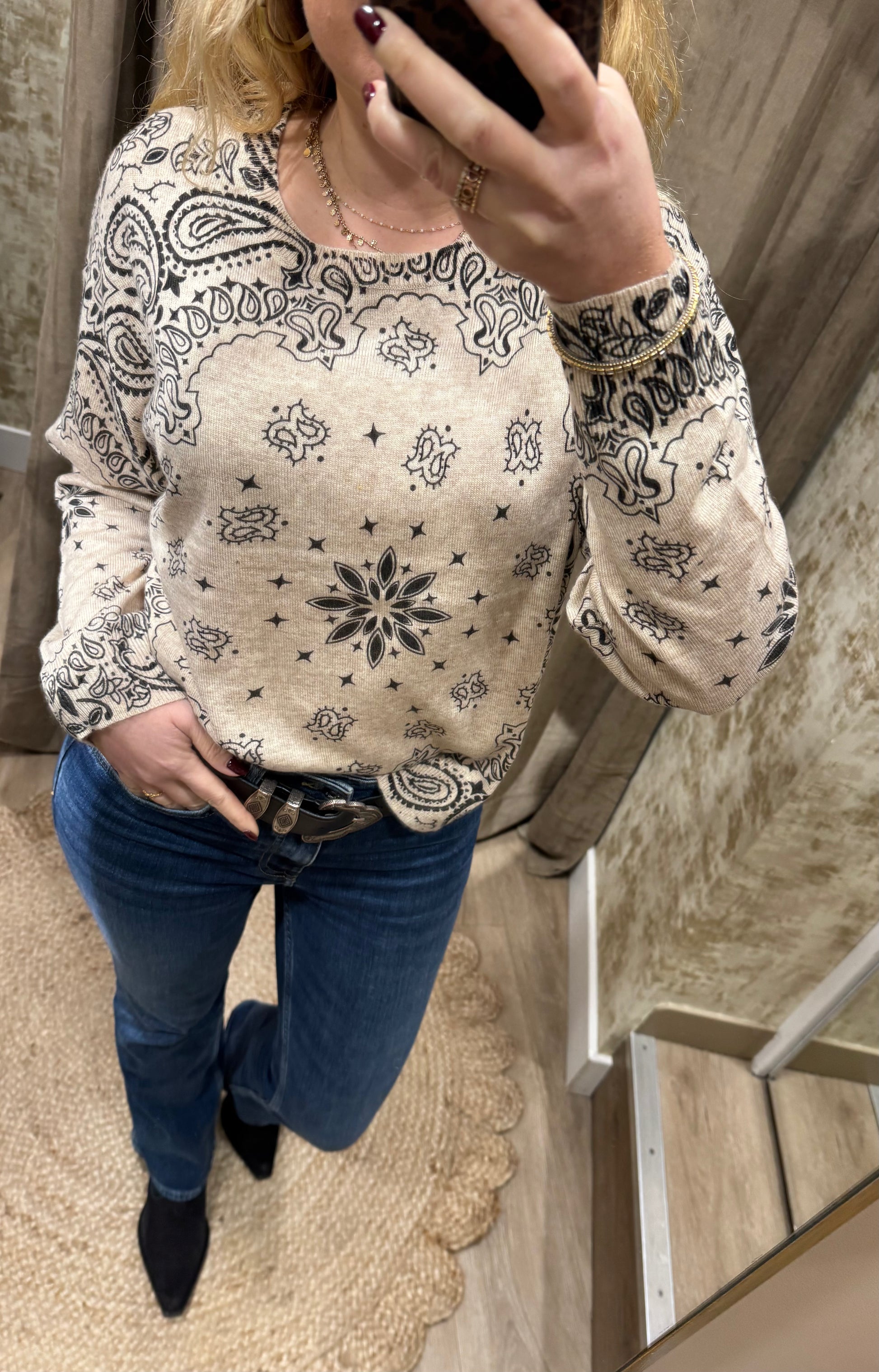 Pull Adoré Paris Edmond Nougat 