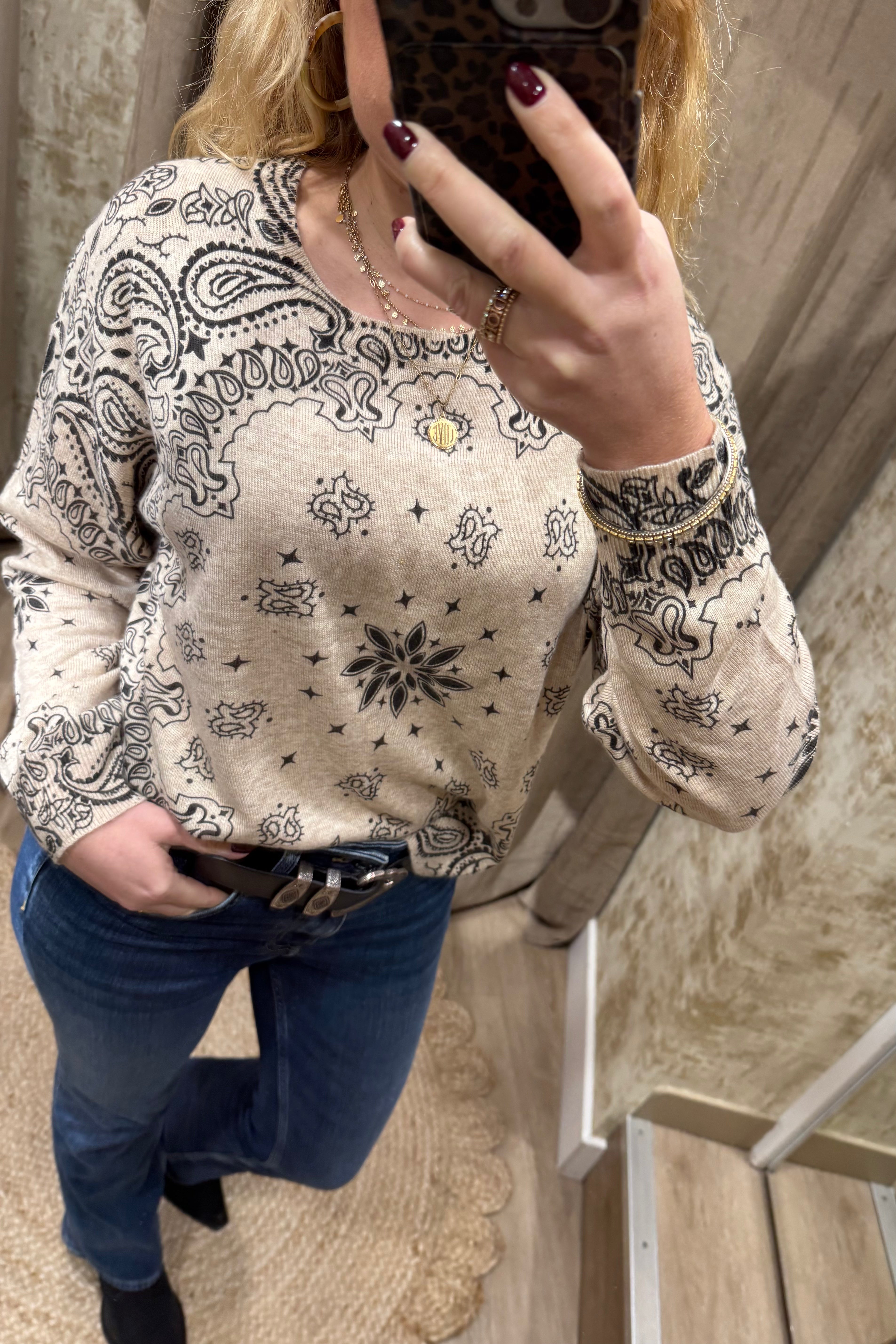 Pull Adoré Paris Edmond Nougat 