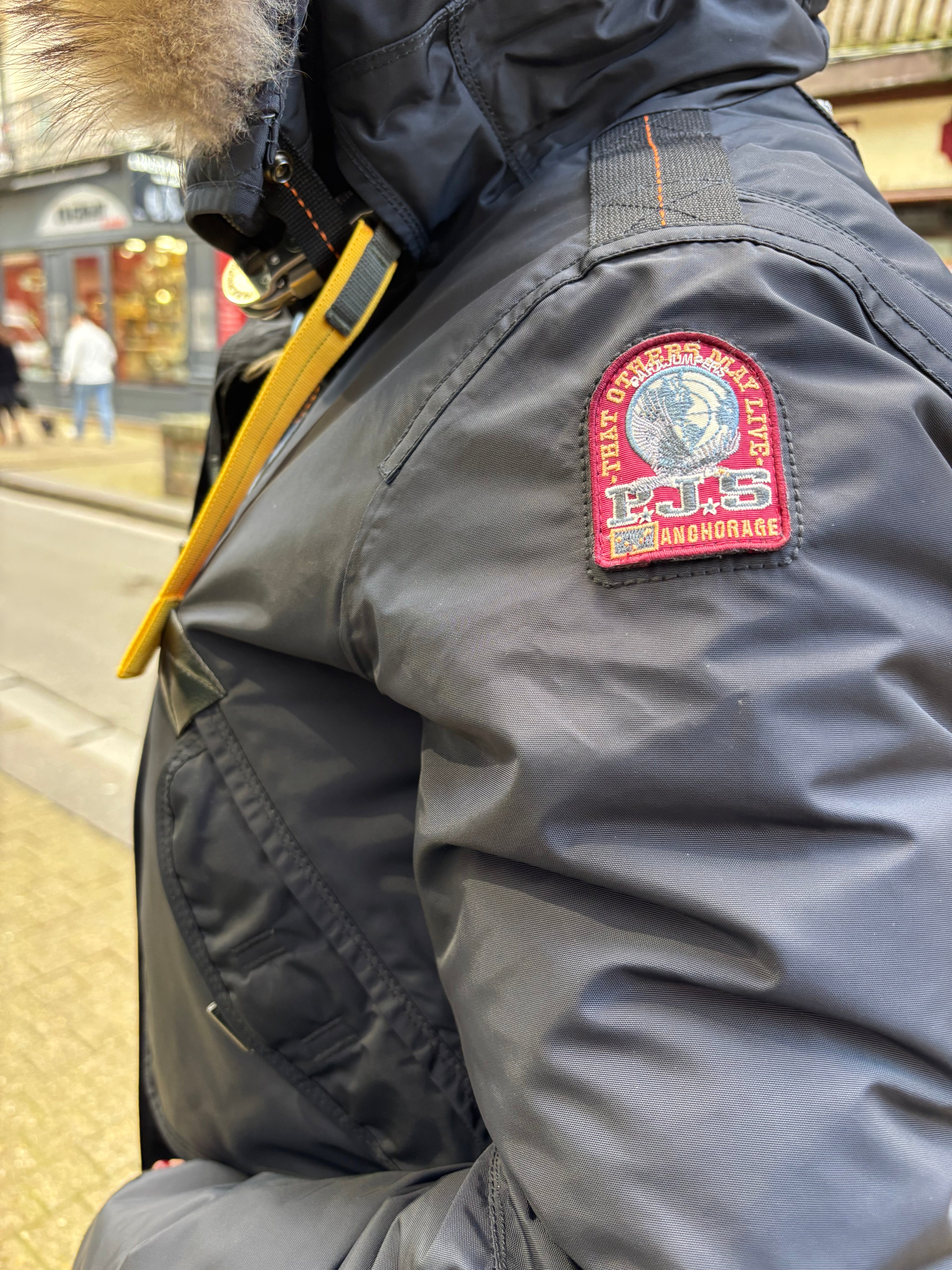 PJS Femme bleu marine envoie france 
