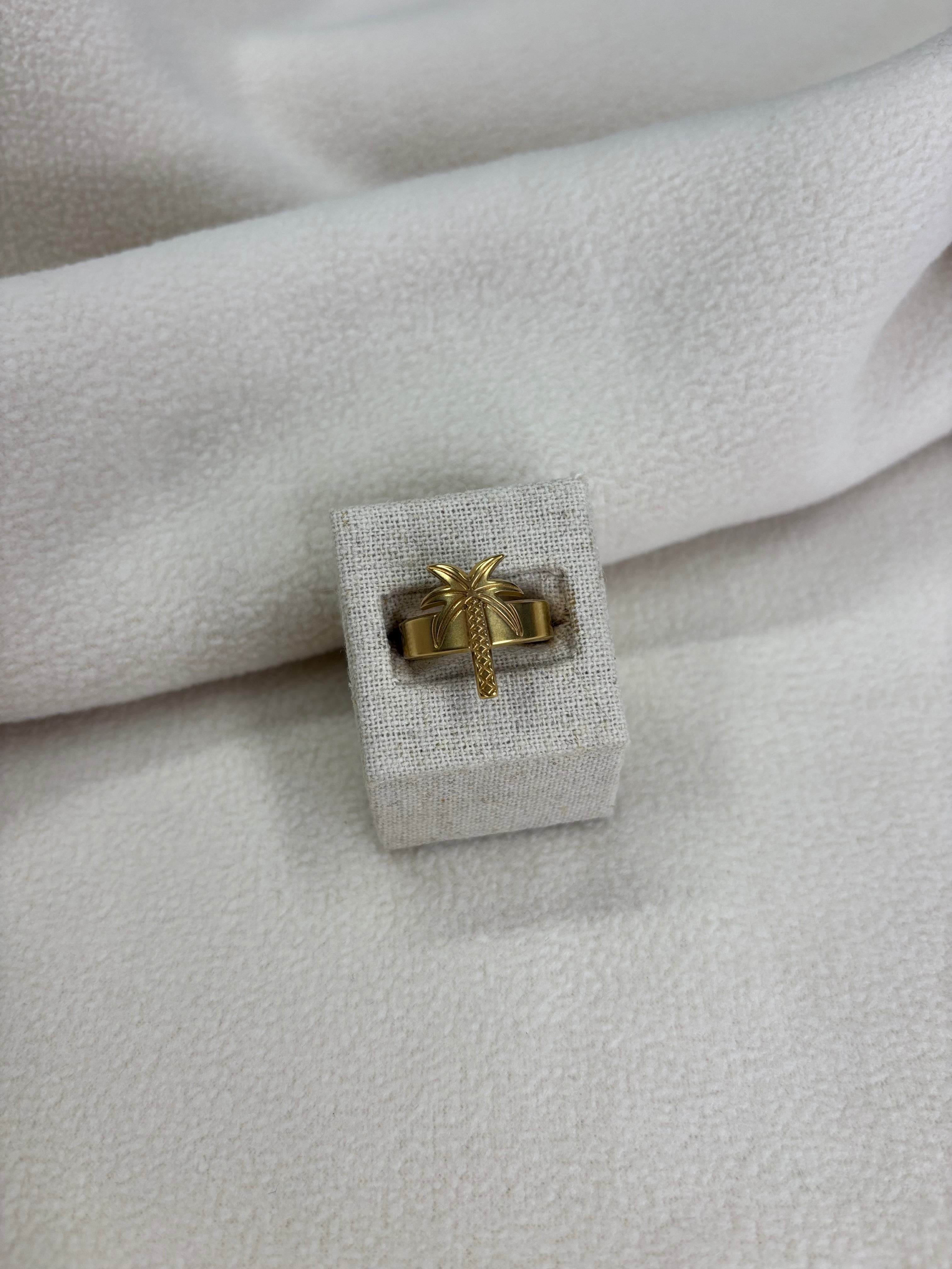 Bague en acier or - Urban chic Boutiques