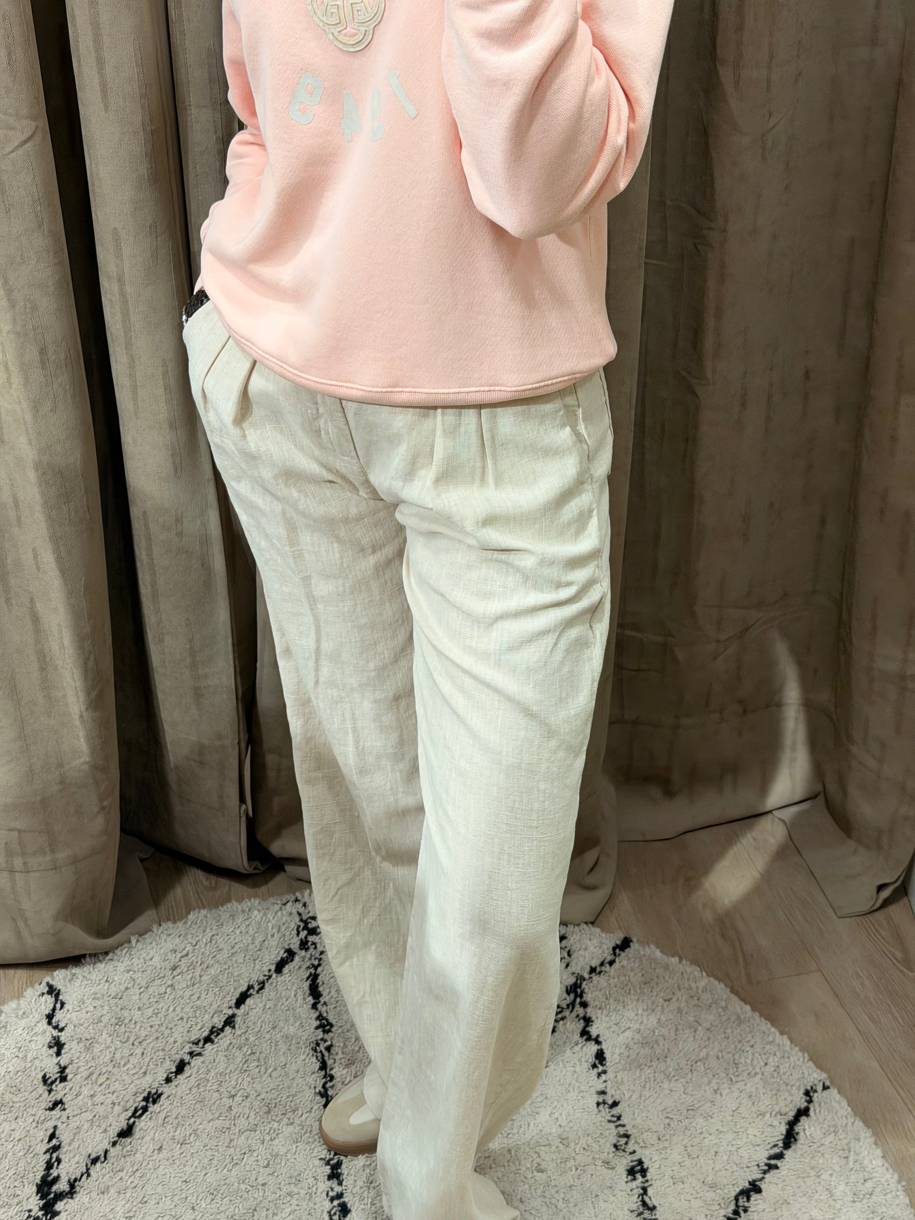 Sweat-shirt col rond Graphic rose pastel – style casual chic – Gant