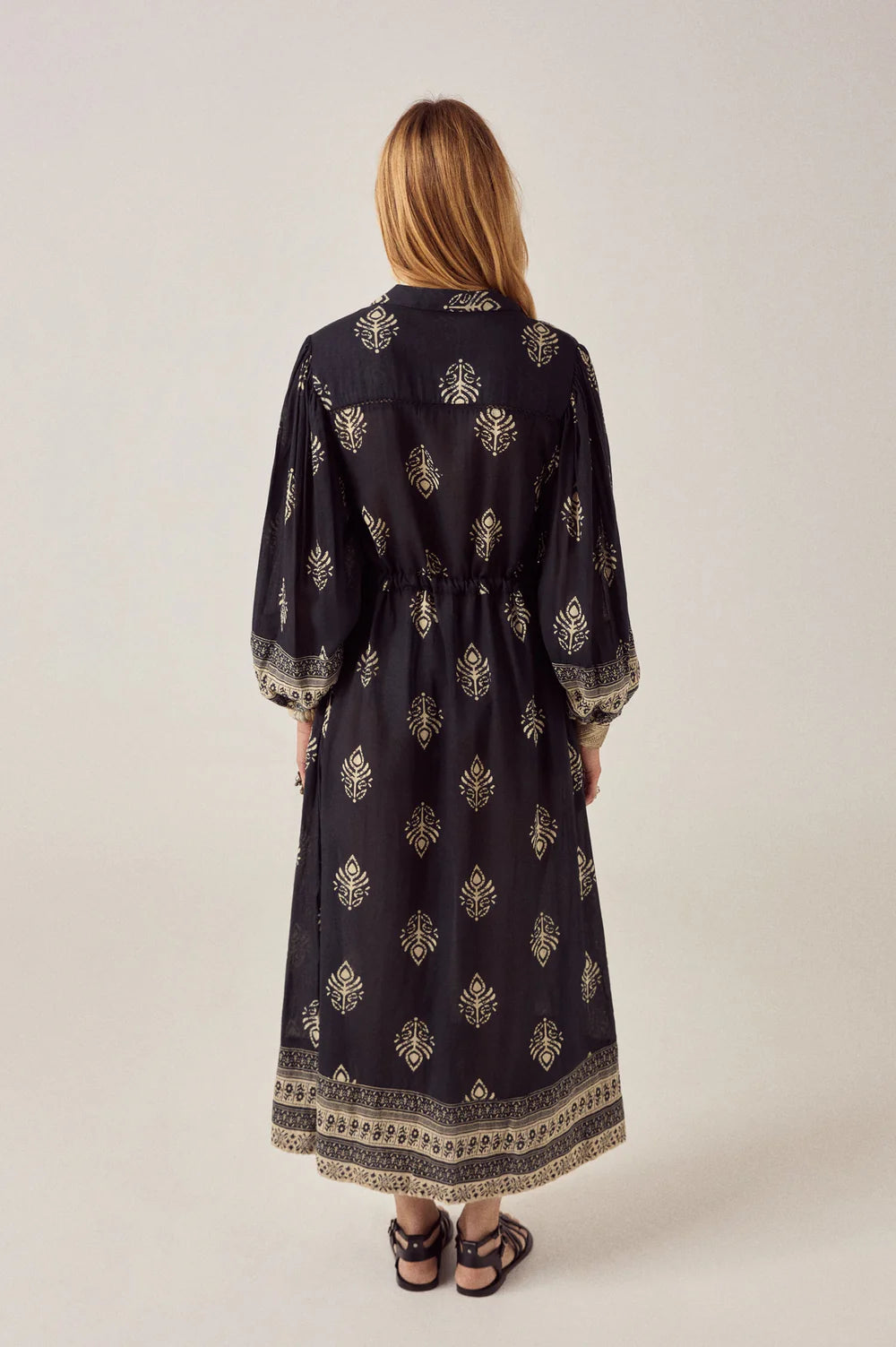 Robe Eleonora - Maison Hôtel