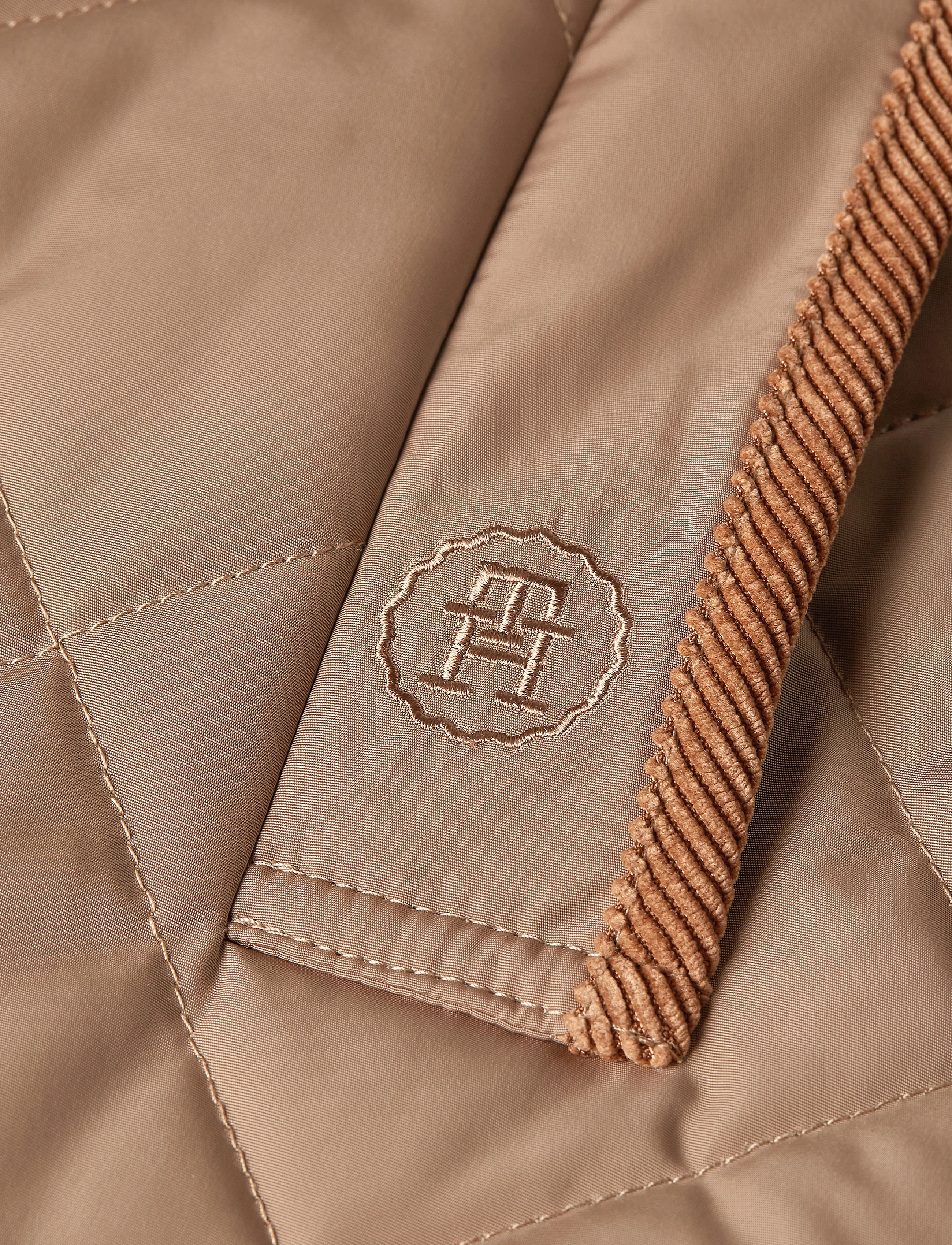 Veste réversible Tommy Hilfiger femme – Manteau quilted brun mi-saison, confortable et durable