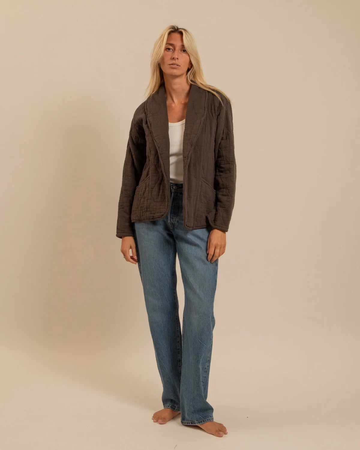 Veste Femme Chocolat en Gaz de Coton – Aokyanos Cuba | Élégance, Chaleur & Confort Hiver
