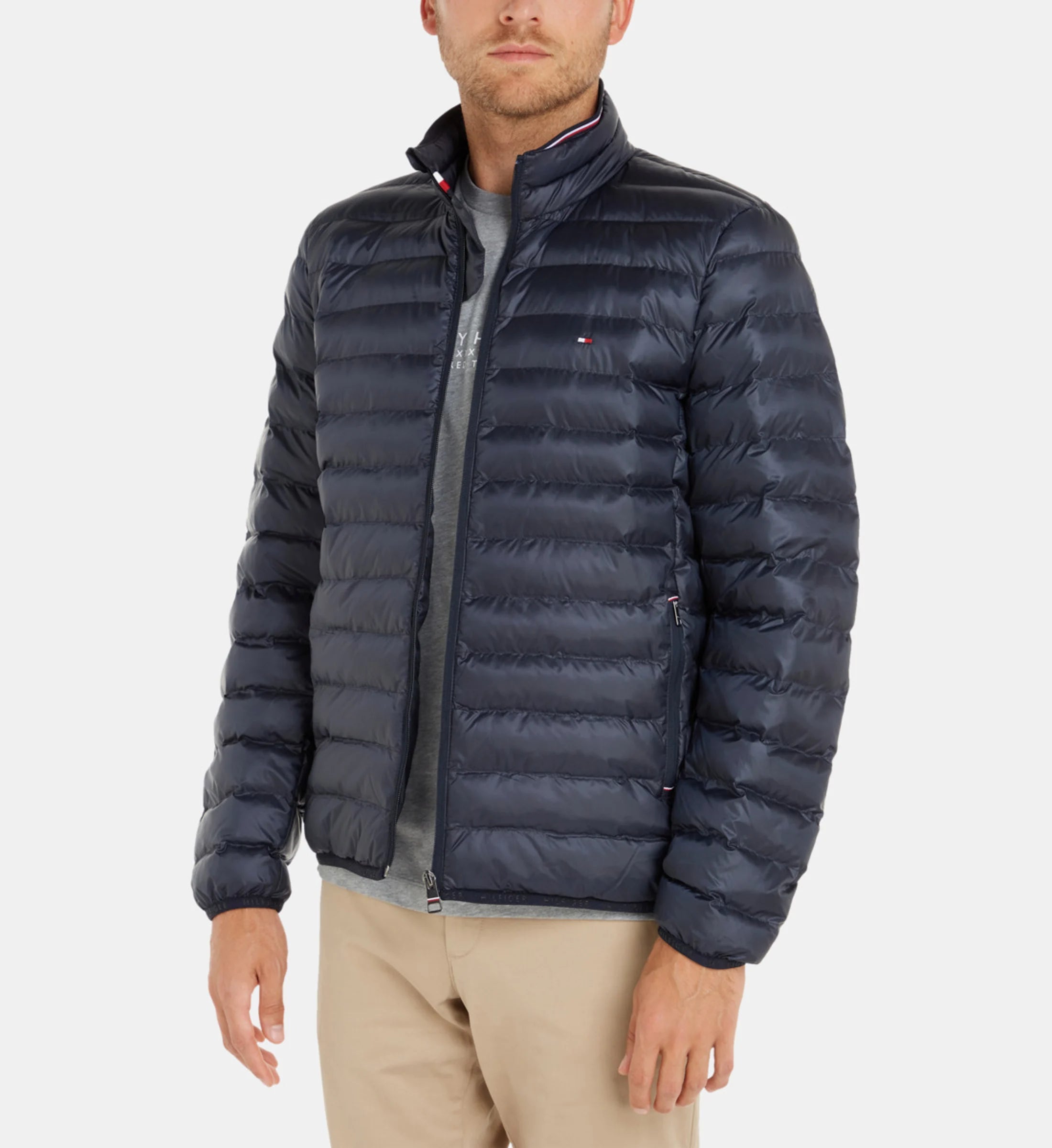 Doudoune Tommy Hilfiger Homme Bleu Marine – Capuche, Légère & Chaude, Hiver Urbain