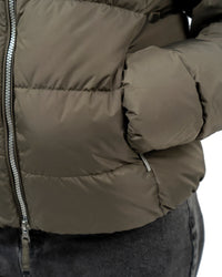 Doudoune Jinny Parajumpers Femme Vert Olive – Puffer Jacket Grand Froid Imperméable et Confortable